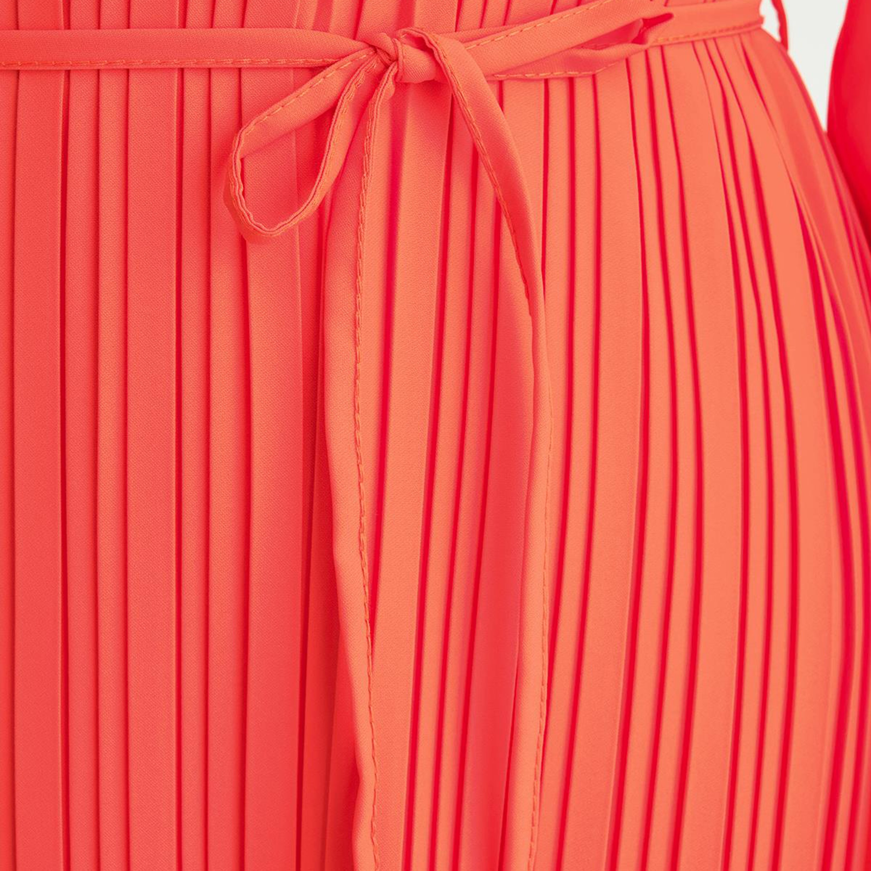 فستان طويل على شكل حرف A من Armine بأكمام وأكمام مطاطية-women-clothing-dresses-image-11