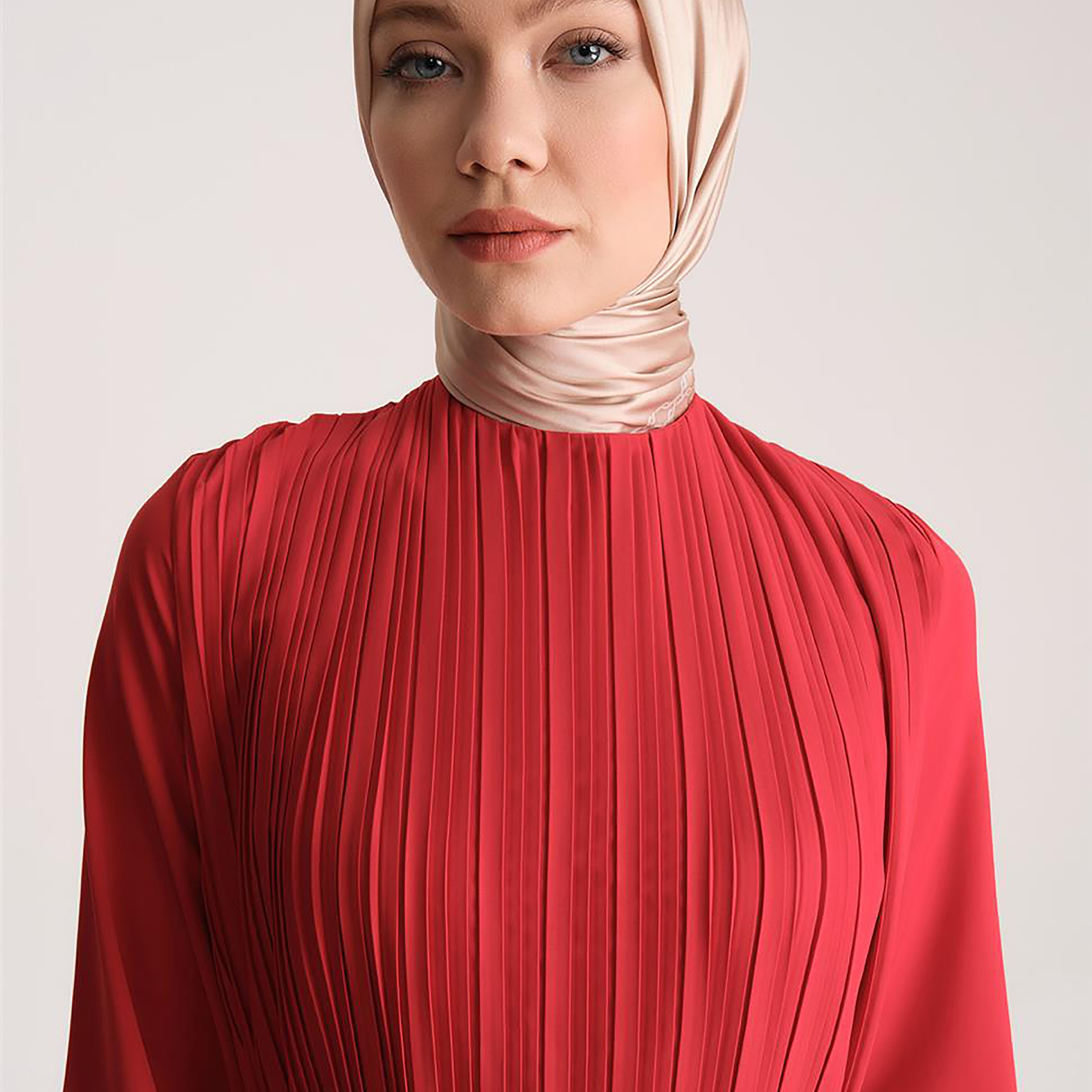 فستان طويل على شكل حرف A من Armine بأكمام وأكمام مطاطية-women-clothing-dresses-image-7