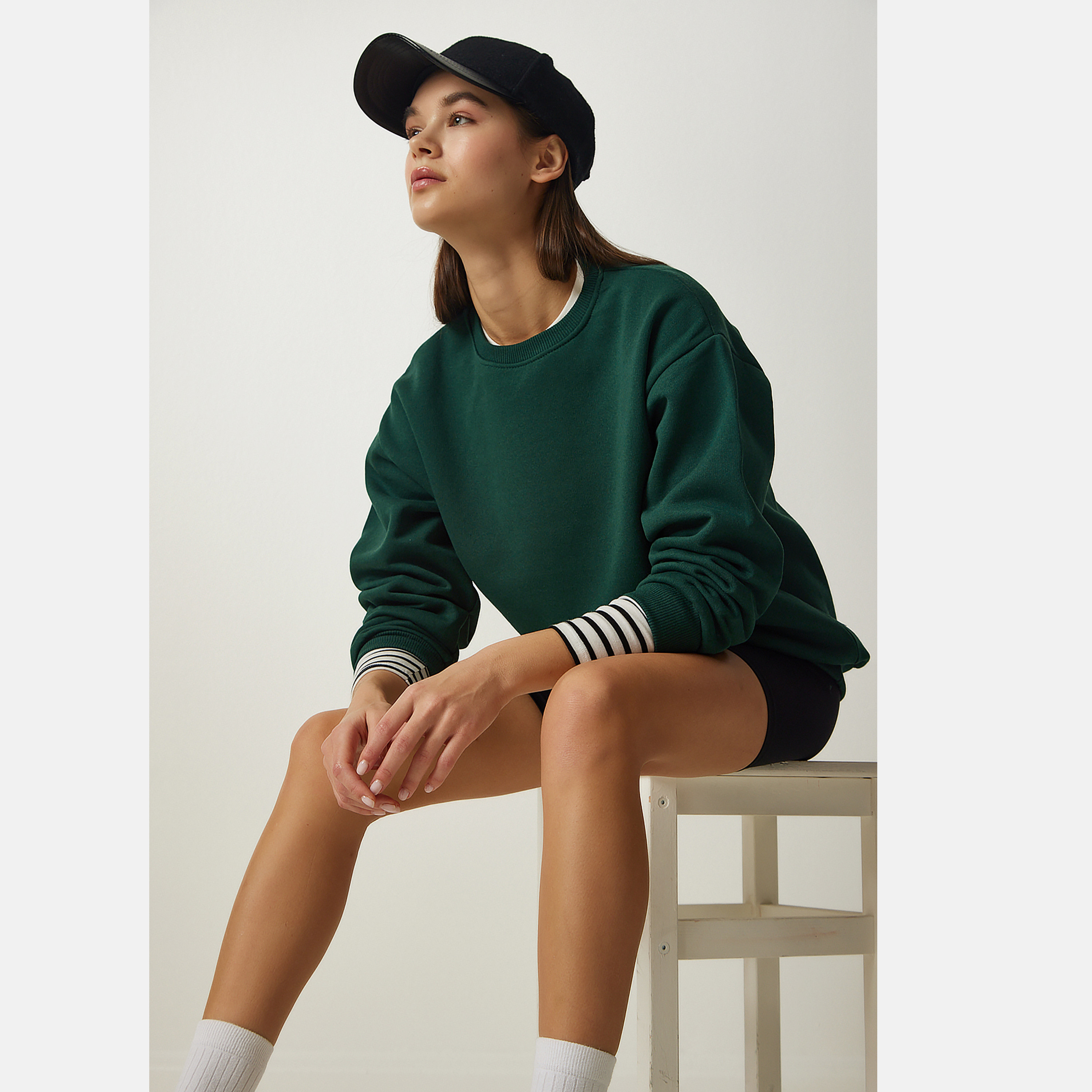 سويت شيرت نسائي زمردي من إسطنبول السعادة-women-clothing-hoodiesandsweatshirts-sweatshirts-image-2
