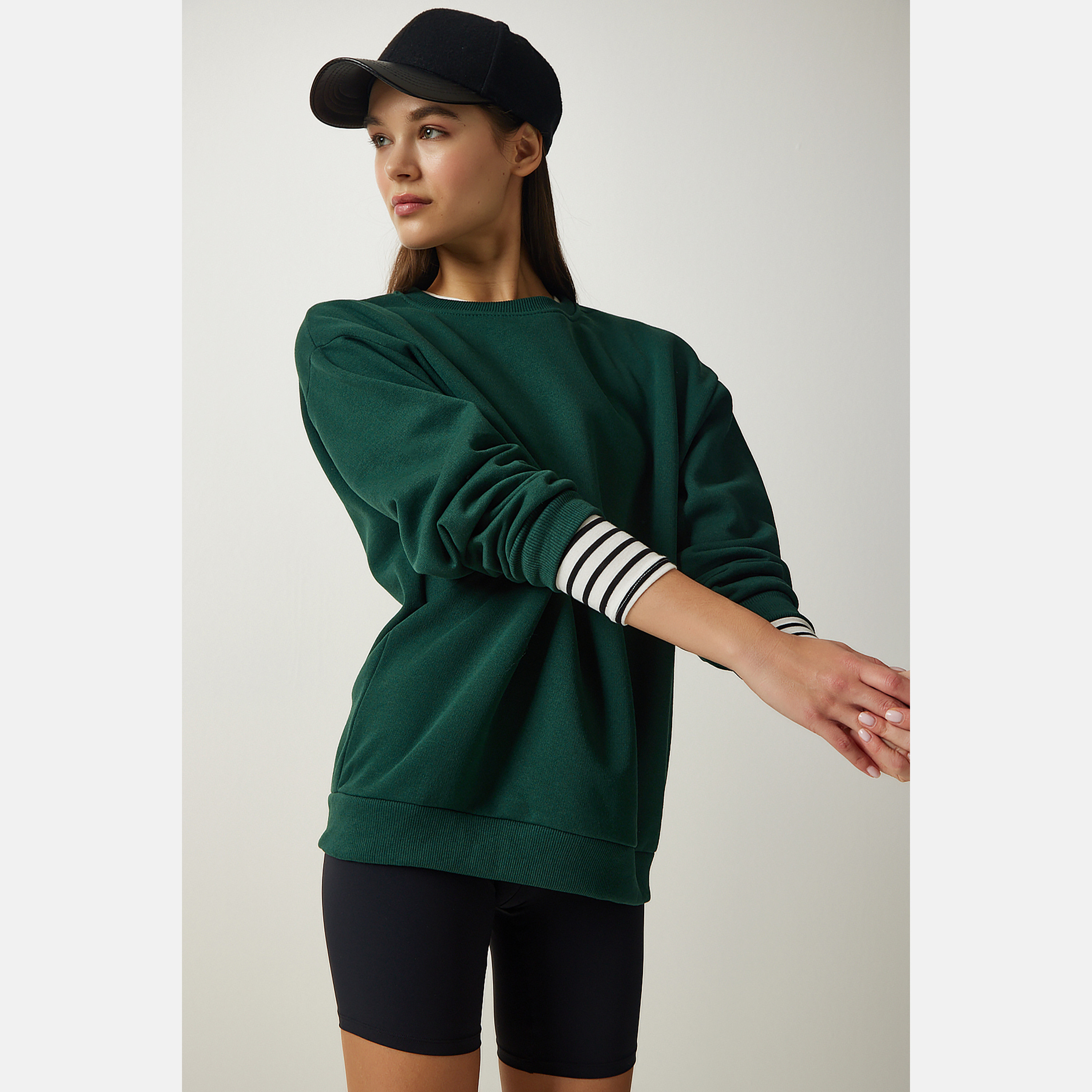 سويت شيرت نسائي زمردي من إسطنبول السعادة-women-clothing-hoodiesandsweatshirts-sweatshirts-image-5