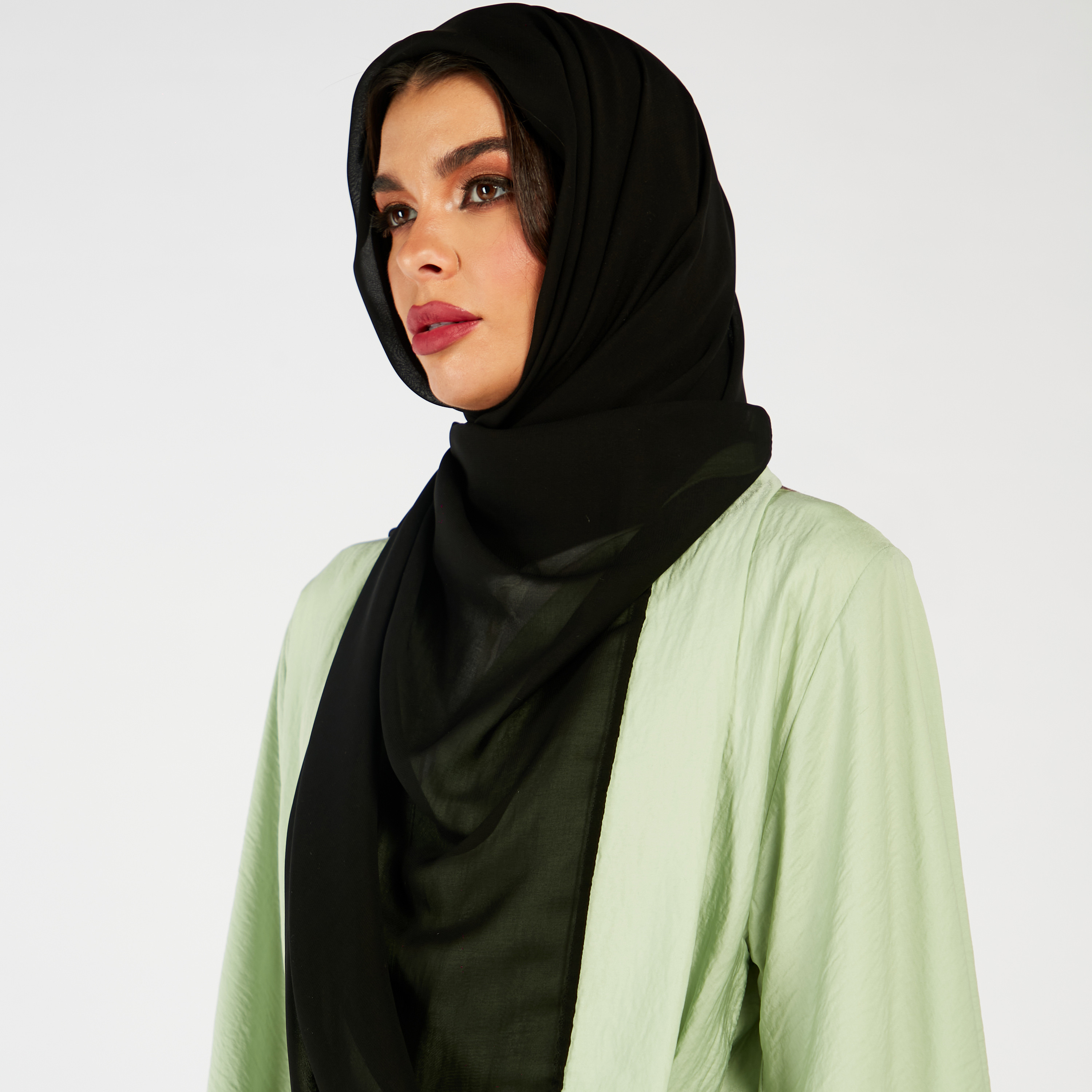 Nukhbaa Solid Abaya and Hijab Set-women-arabicclothing-abayas-image-2