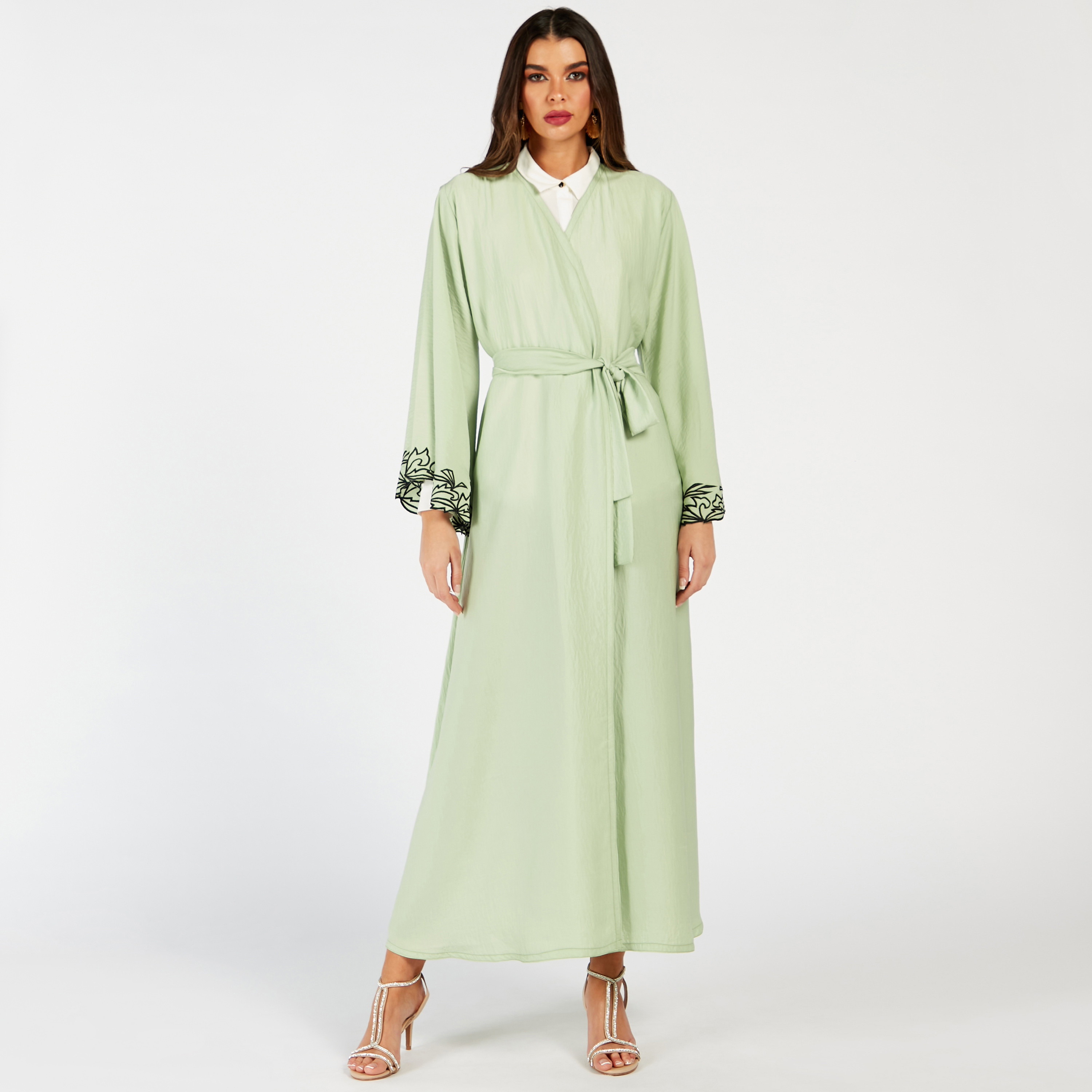 Nukhbaa Solid Abaya and Hijab Set-women-arabicclothing-abayas-image-3