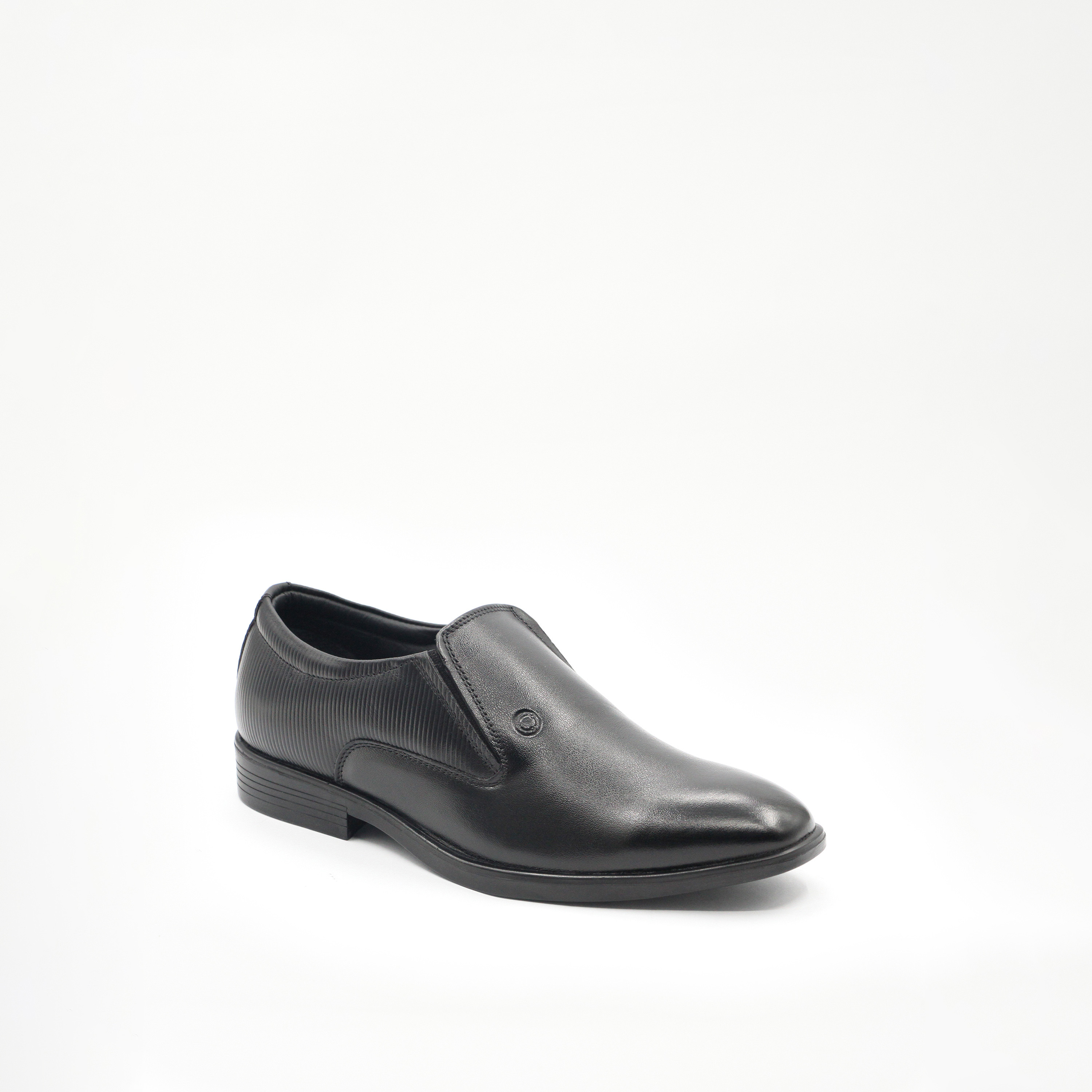 Geoomnii Men Slip On Fionn3 Loafers | P09-D-men-shoes-loafersandmoccasins-image-1