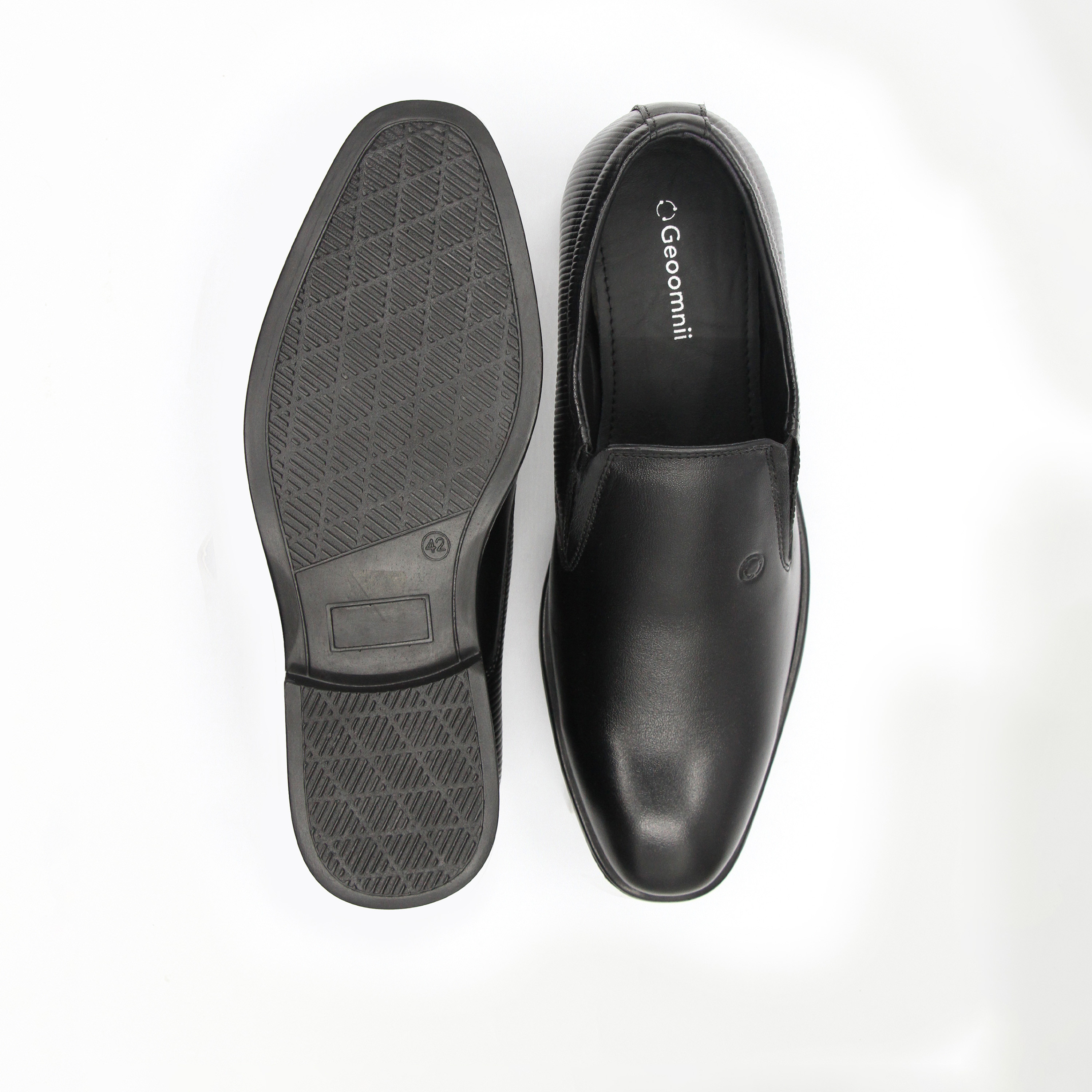 Geoomnii Men Slip On Fionn3 Loafers | P09-D-men-shoes-loafersandmoccasins-image-3