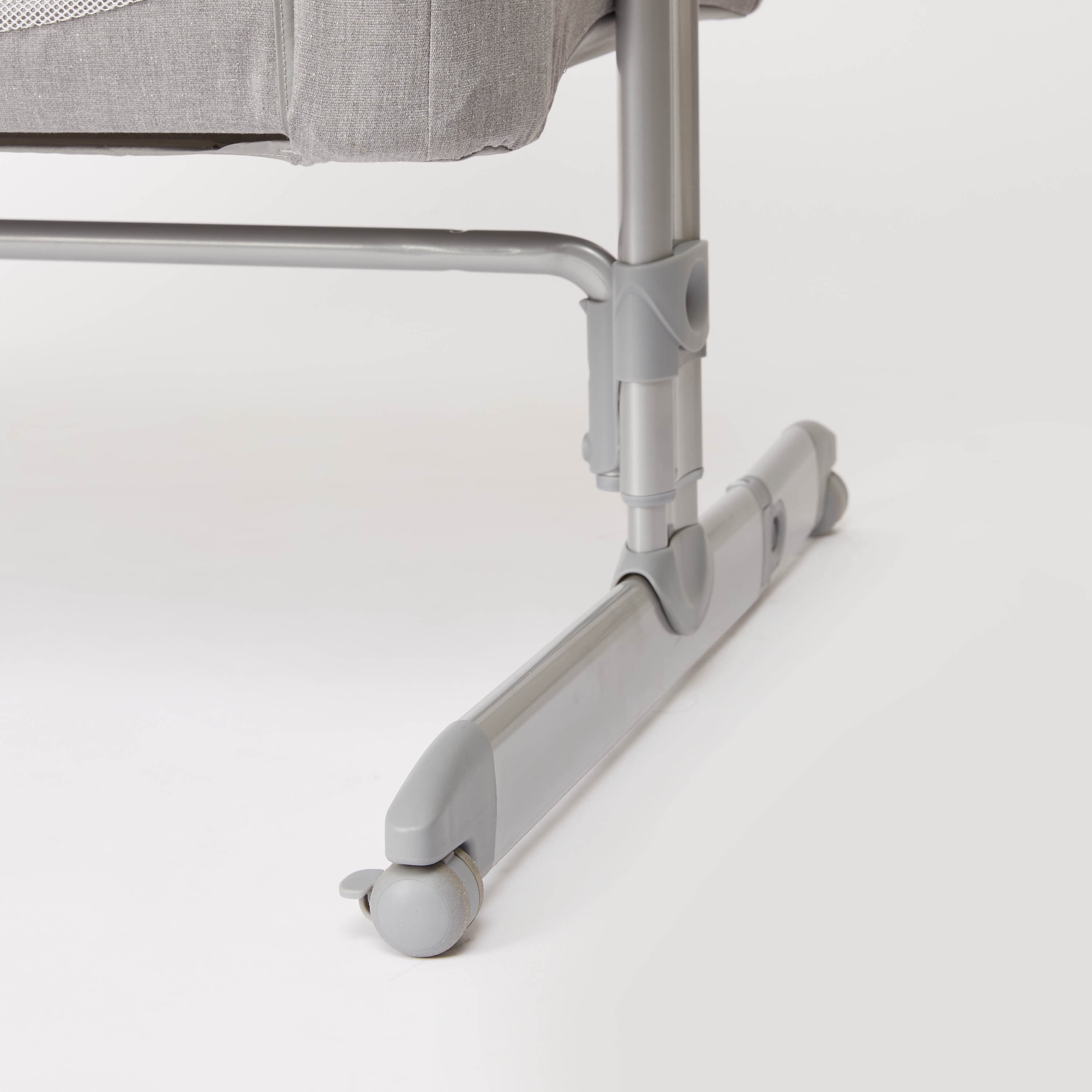 سرير أطفال يساعد في النوم من جوي رومي -  رمادي (0-6 أشهر)-baby-nursery-furniture-cribsandbeds-bassinets-image-5