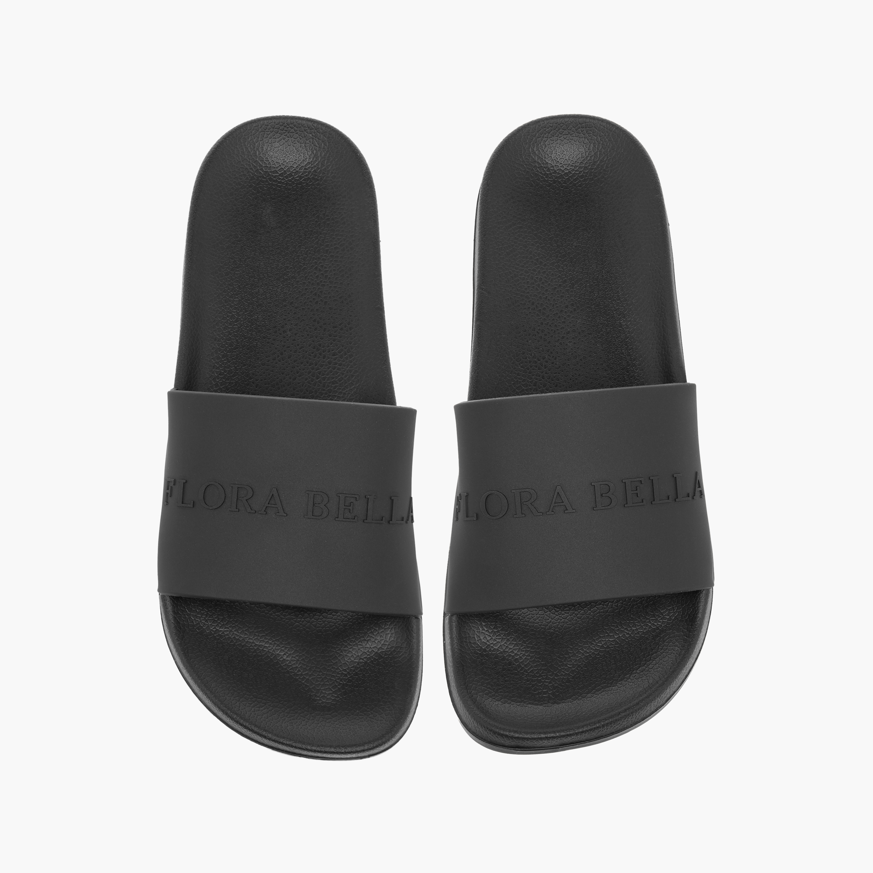 شبشب خفيف سهل الارتداء بتفاصيل الشعار من فلورا بيلا-women-shoes-flipflopsandslides-image-1
