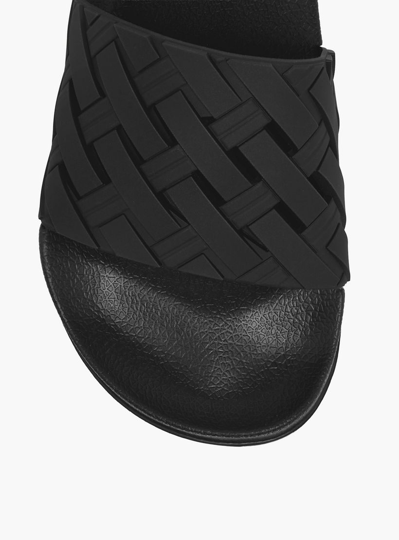 شبشب بملمس مموج بارز للنساء من فلورا بيلا-women-shoes-flipflopsandslides-image-4