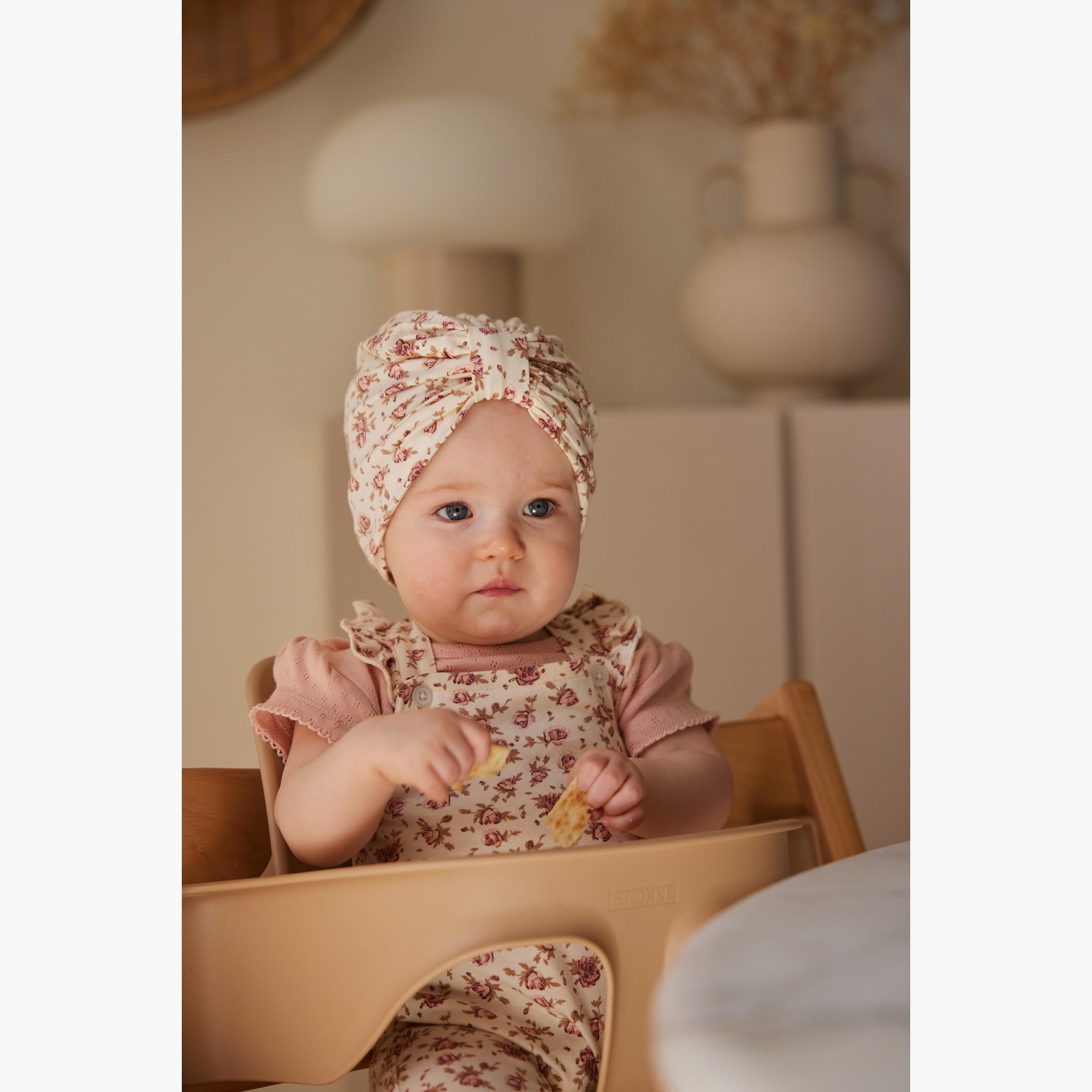 Dirkje 2-Piece Floral Printed Short Sleeves Jumpsuit, T-Shirt with Hat-baby-girls-clothing-setsandcoords-image-7