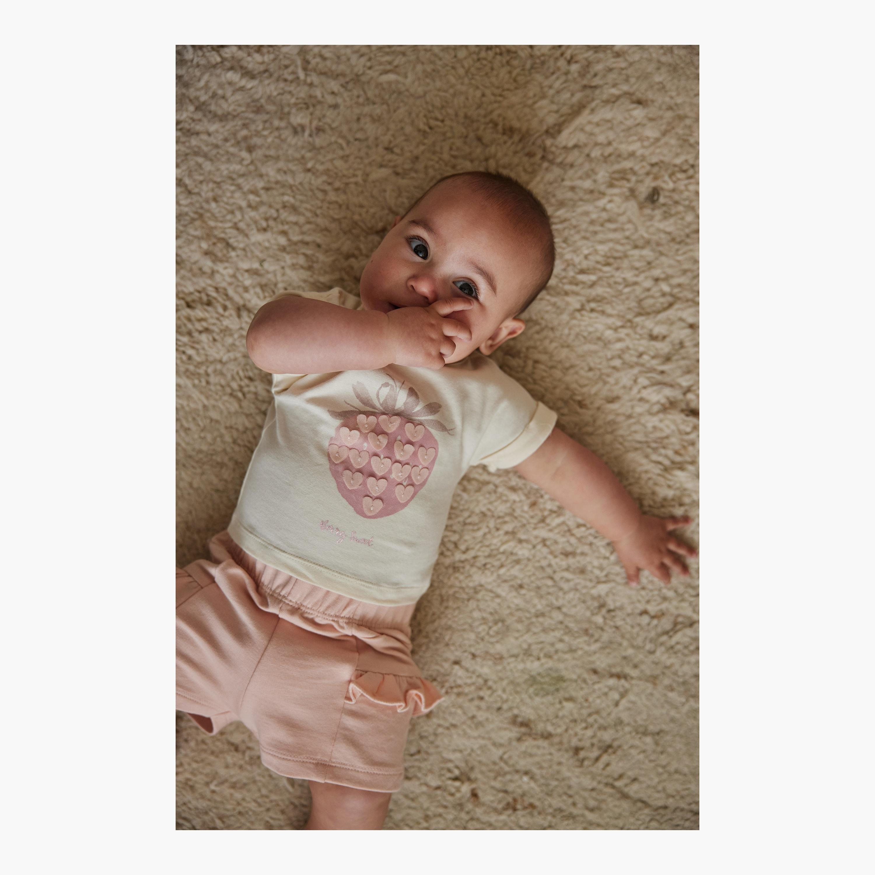 Dirkje 2-Piece Printed Cap Sleeves T-Shirt with Shorts-baby-girls-clothing-setsandcoords-image-5