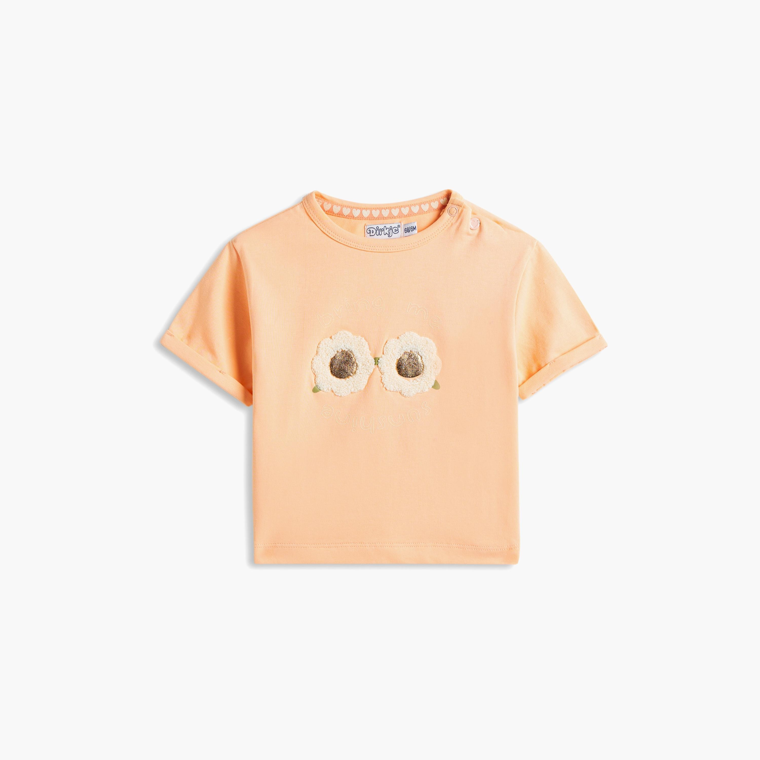 Dirkje 2-Piece Embroidered Short Sleeves T-Shirt with Shorts-baby-girls-clothing-setsandcoords-image-2