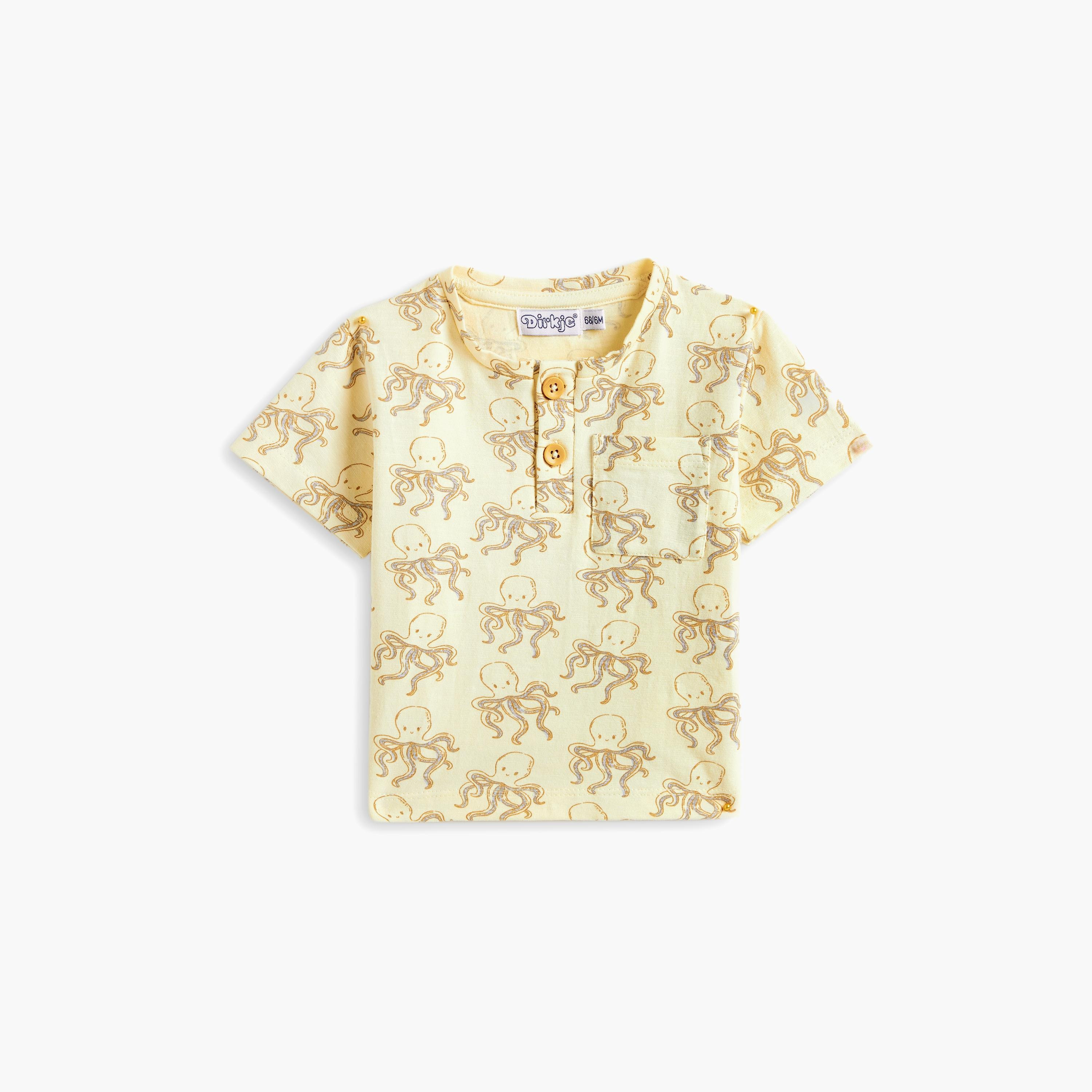 Dirkje 2-Piece Printed Short Sleeves T-Shirt with Joggers-boys-clothing-setsandcoords-image-2