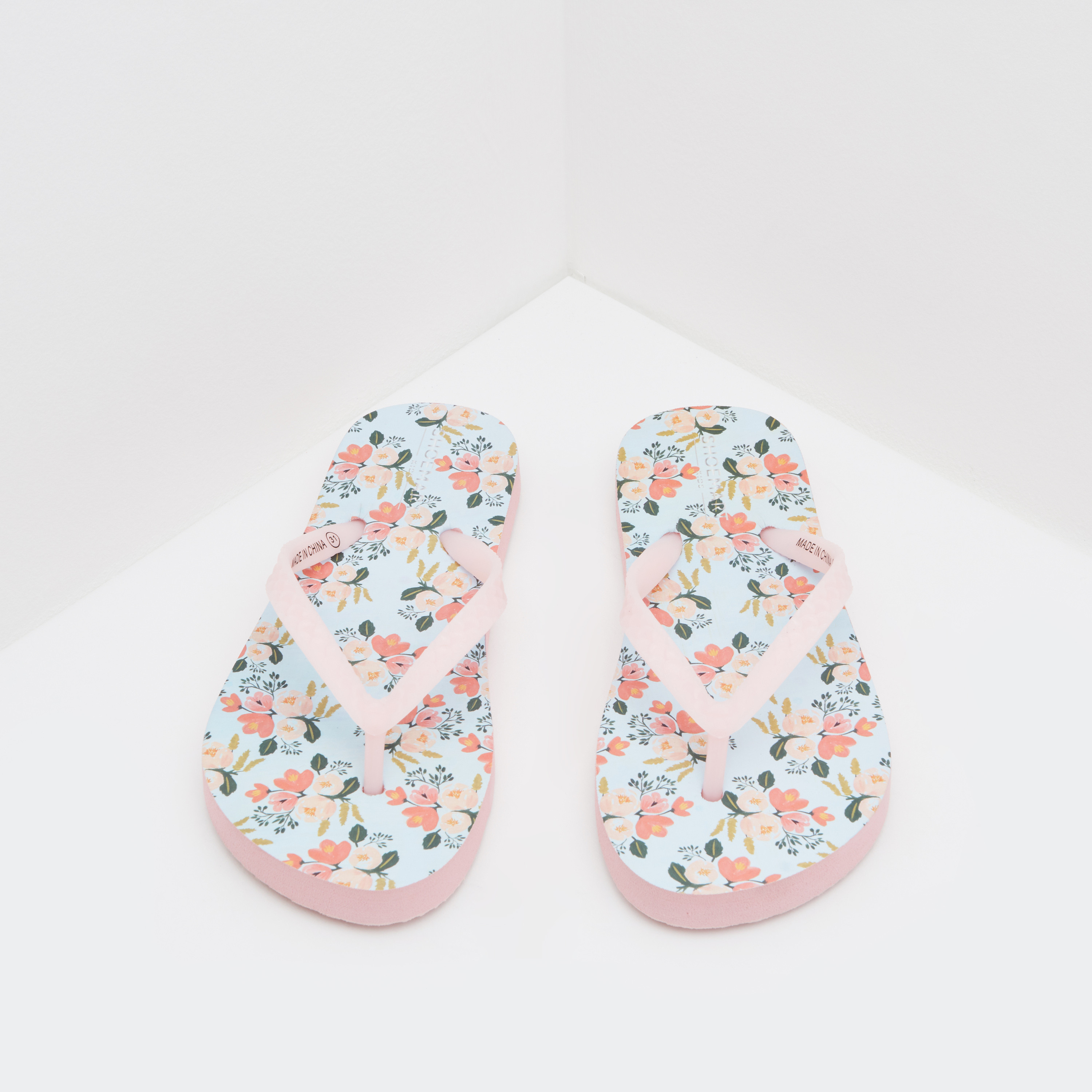 شبشب سهل الارتداء بطبعات زهرية-girls-shoes-flipflopsandslides-image-2