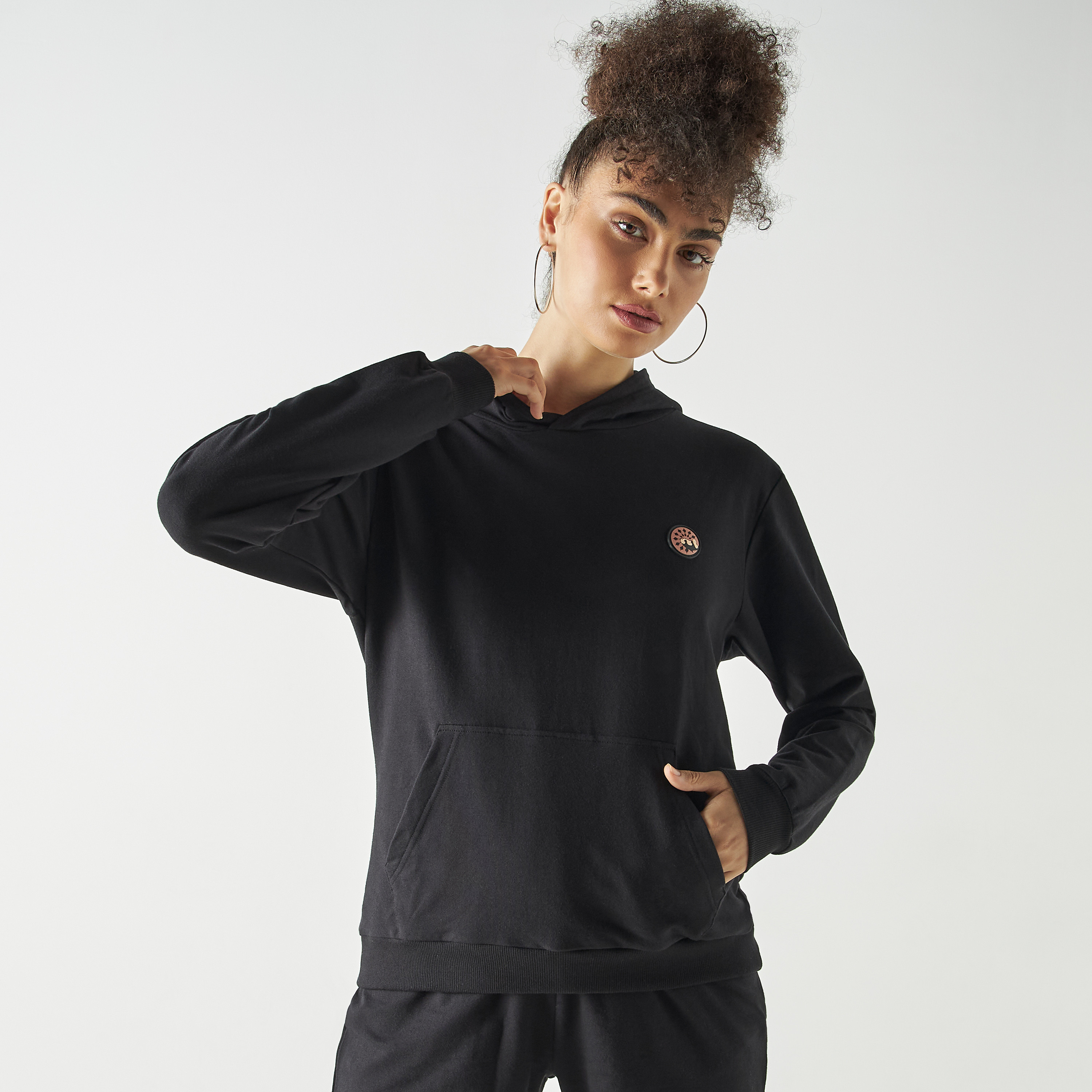 بدلة رياضية من شورتات وهودي كو-اوردز من بنجولين ستراتاتيك بلون أصفر-women-clothing-coordsets-image-30