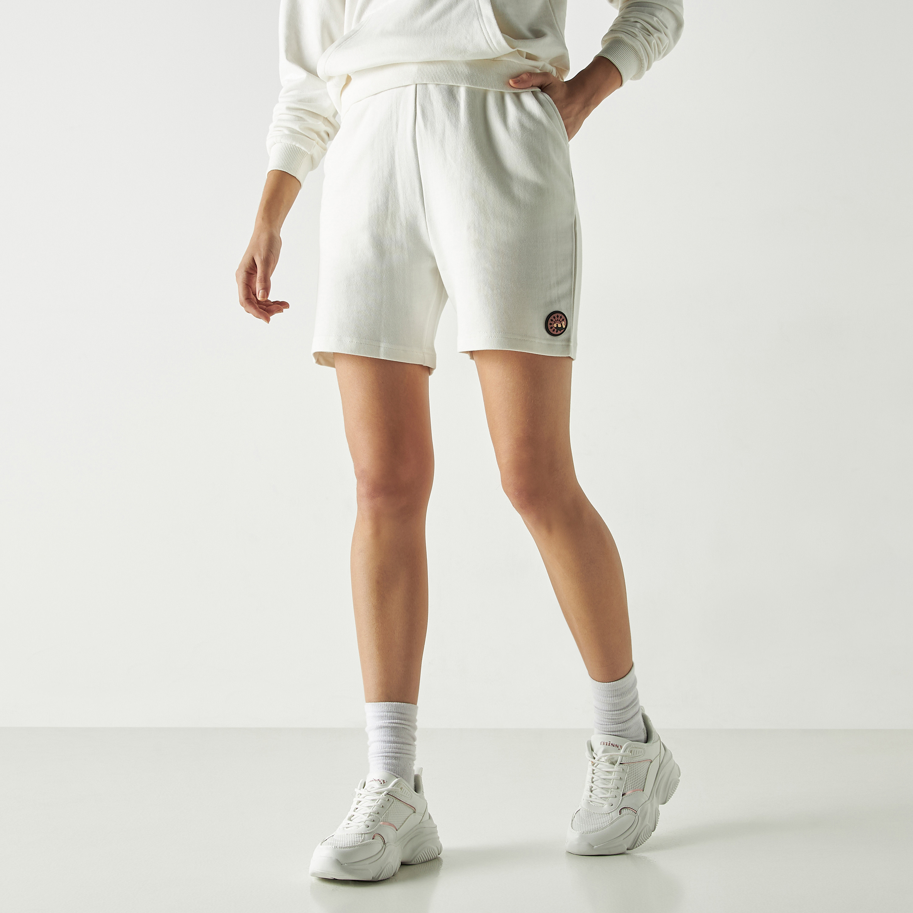 شورتات من بنجولين نبولي باللون الرمادي-women-clothing-bottoms-shorts-image-11