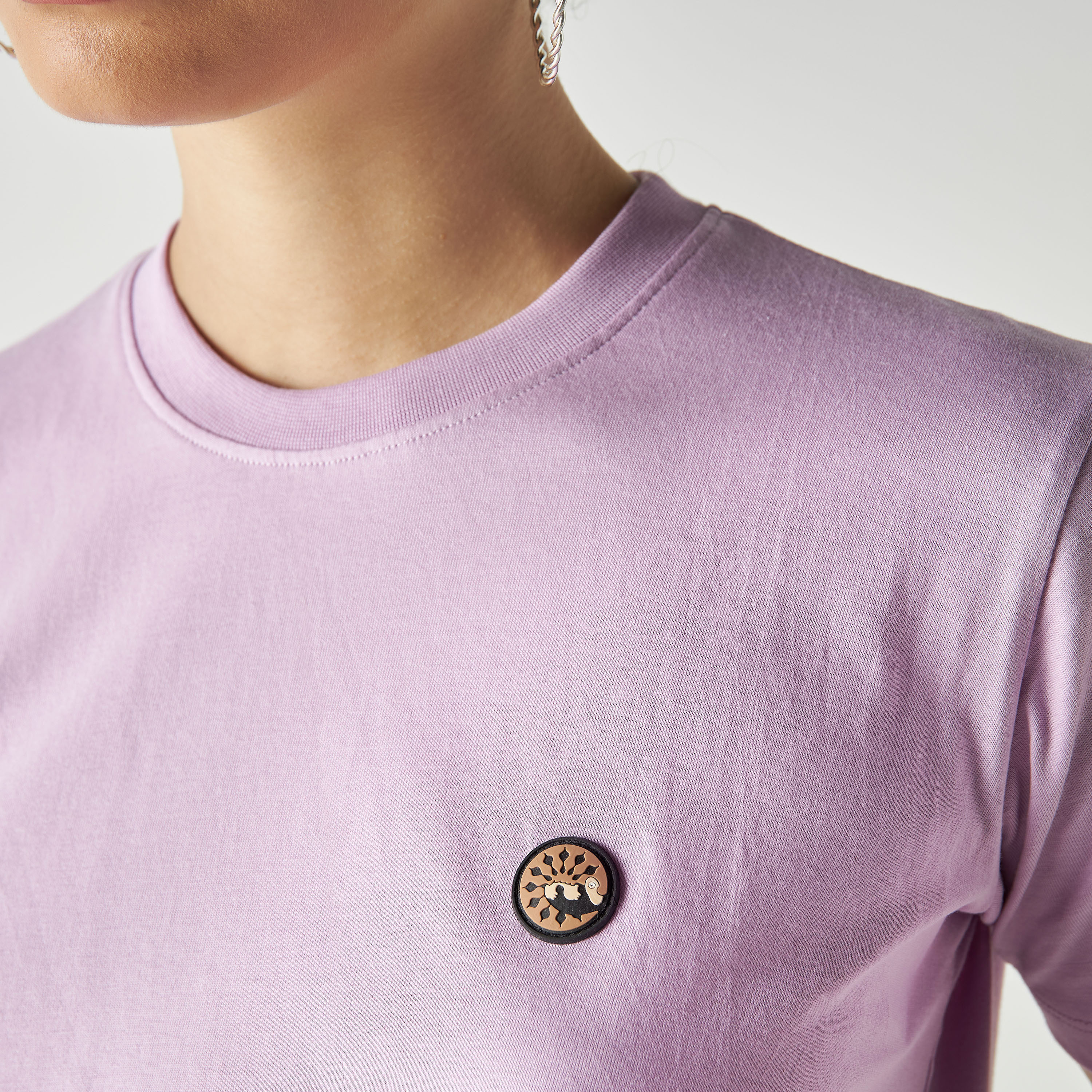 تي شيرت سيينا من البنجولين بلون أصفر-women-clothing-tshirts-image-12
