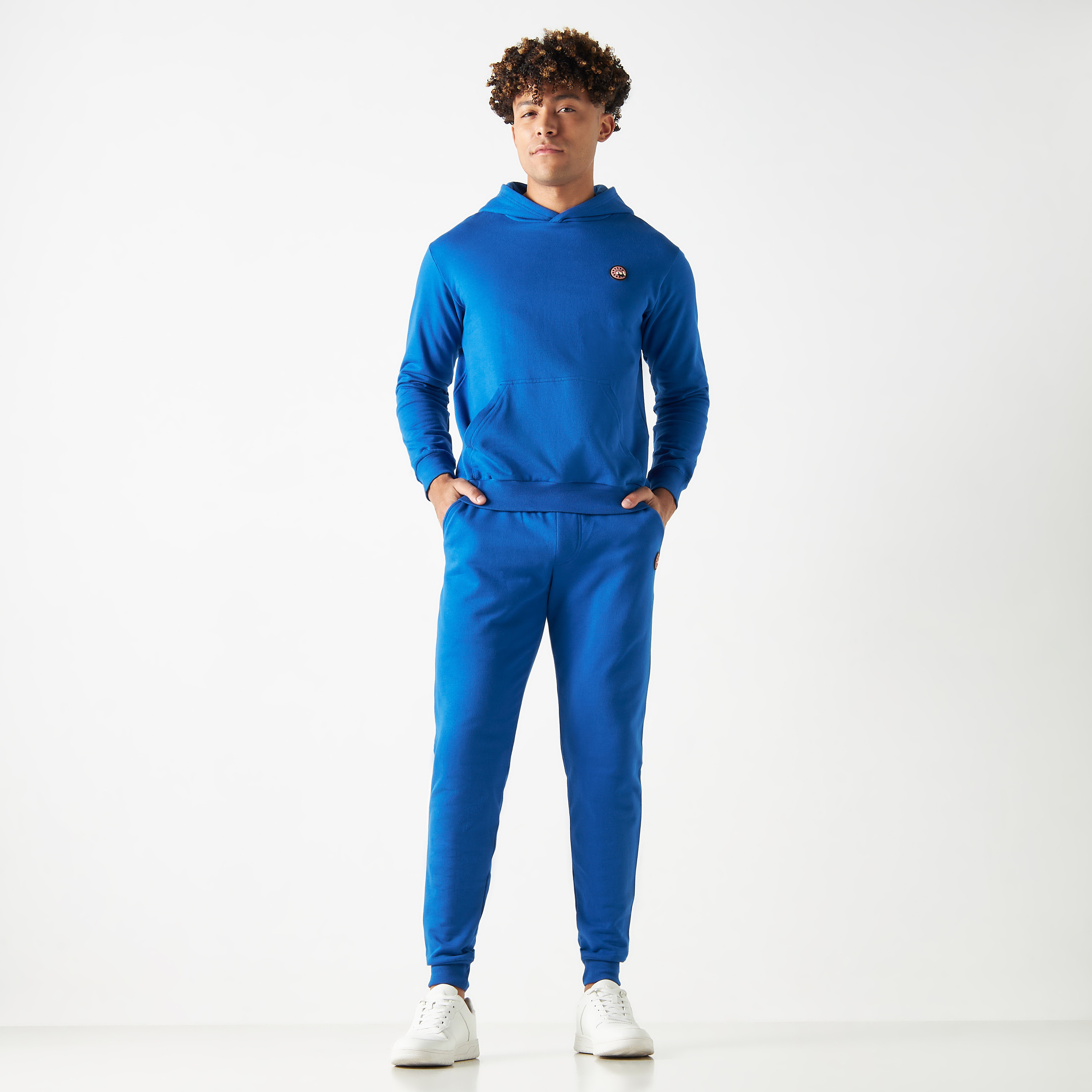 بدلة رياضية من بنطلون وهودي كو-اوردز من بنجولين نبولي باللون الأزرق-men-clothing-coordsets-image-1