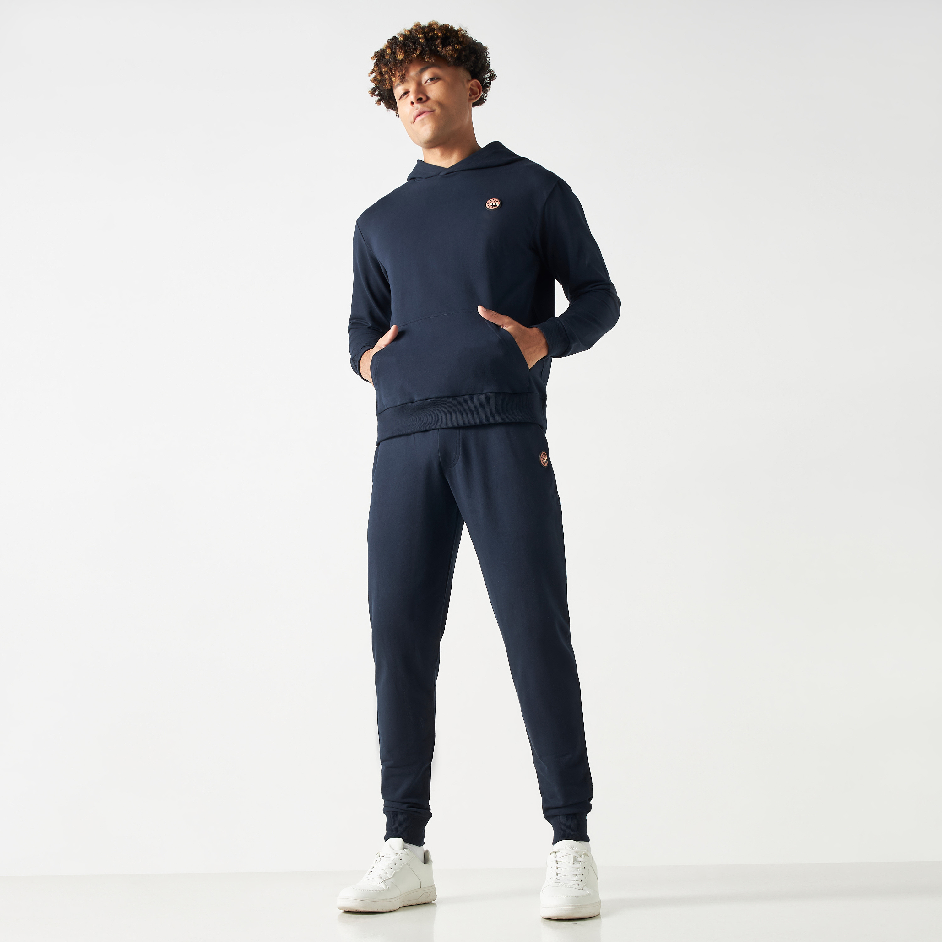 بدلة رياضية من بنطلون وهودي كو-اوردز من بنجولين ستراتاتيك بلون أسود-men-clothing-coordsets-image-21