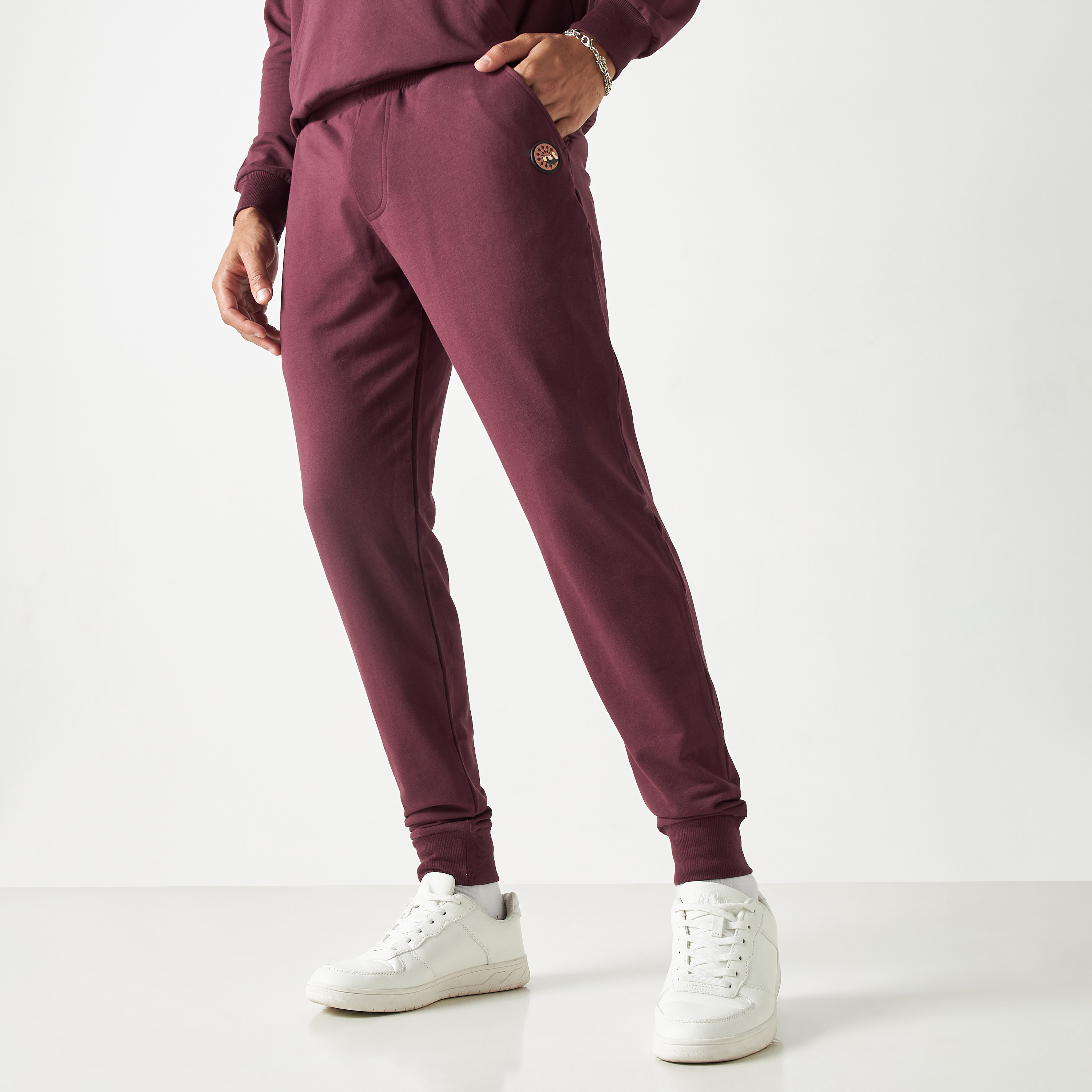 بدلة رياضية من بنطلون وهودي كو-اوردز من بنجولين ستراتاتيك بلون أسود-men-clothing-coordsets-image-18