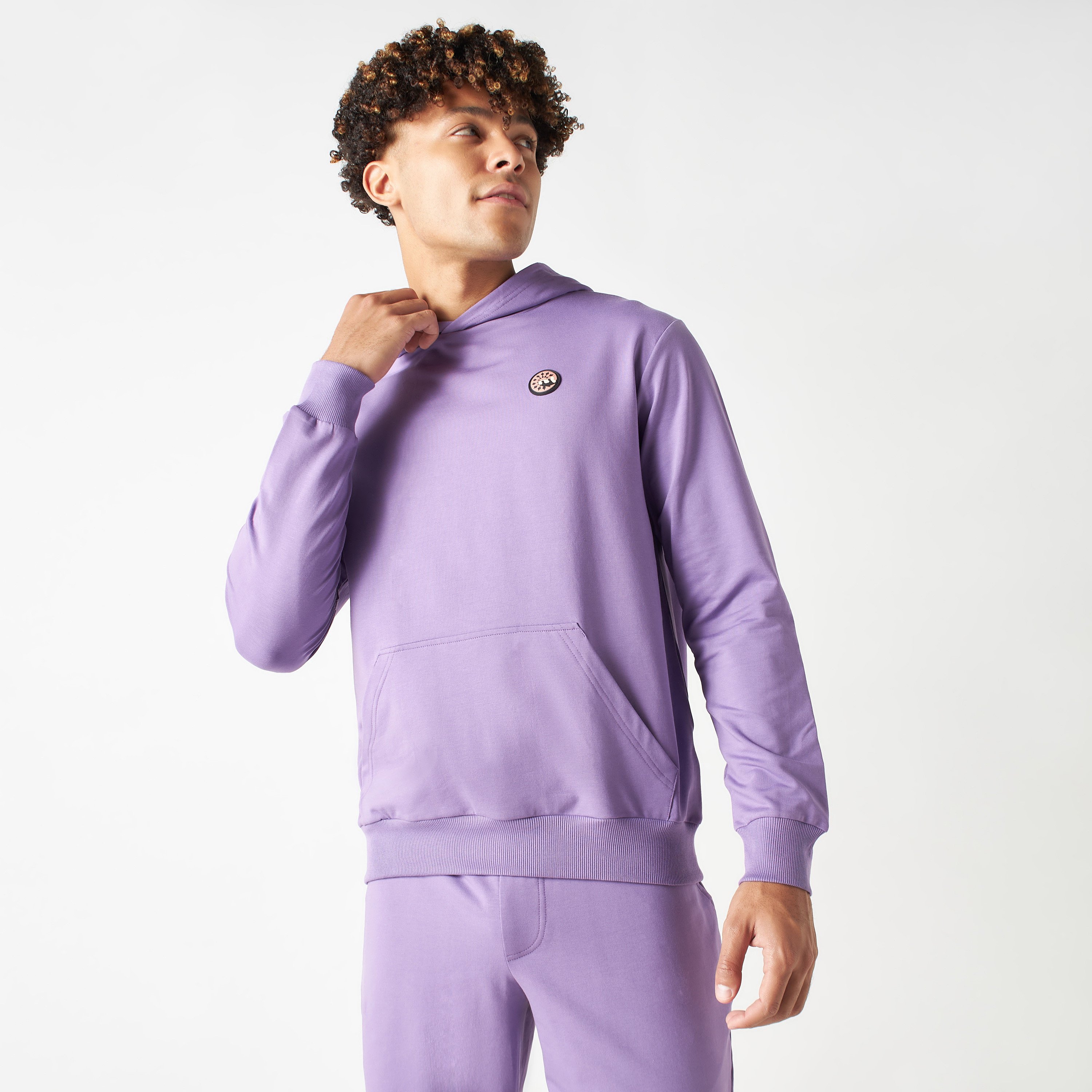 بدلة رياضية من شورتات وهودي كو-اوردز من بنجولين ستراتاتيك بلون وردي-men-clothing-coordsets-image-14