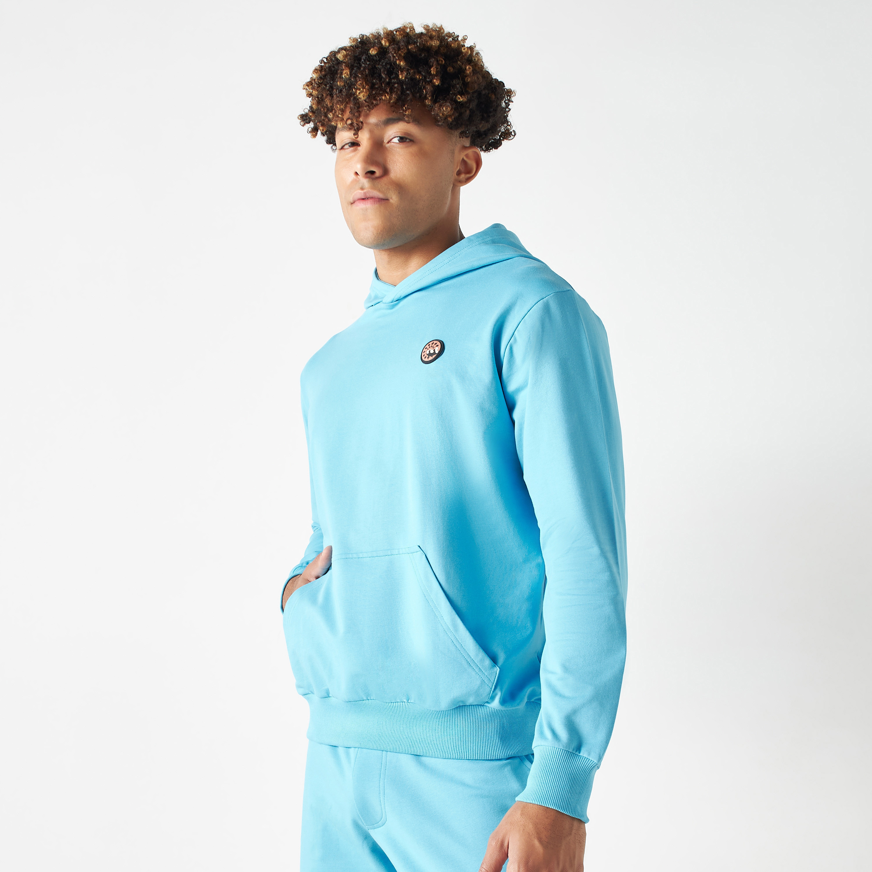 بدلة رياضية من شورتات وهودي كو-اوردز من بنجولين ستراتاتيك بلون وردي-men-clothing-coordsets-image-26