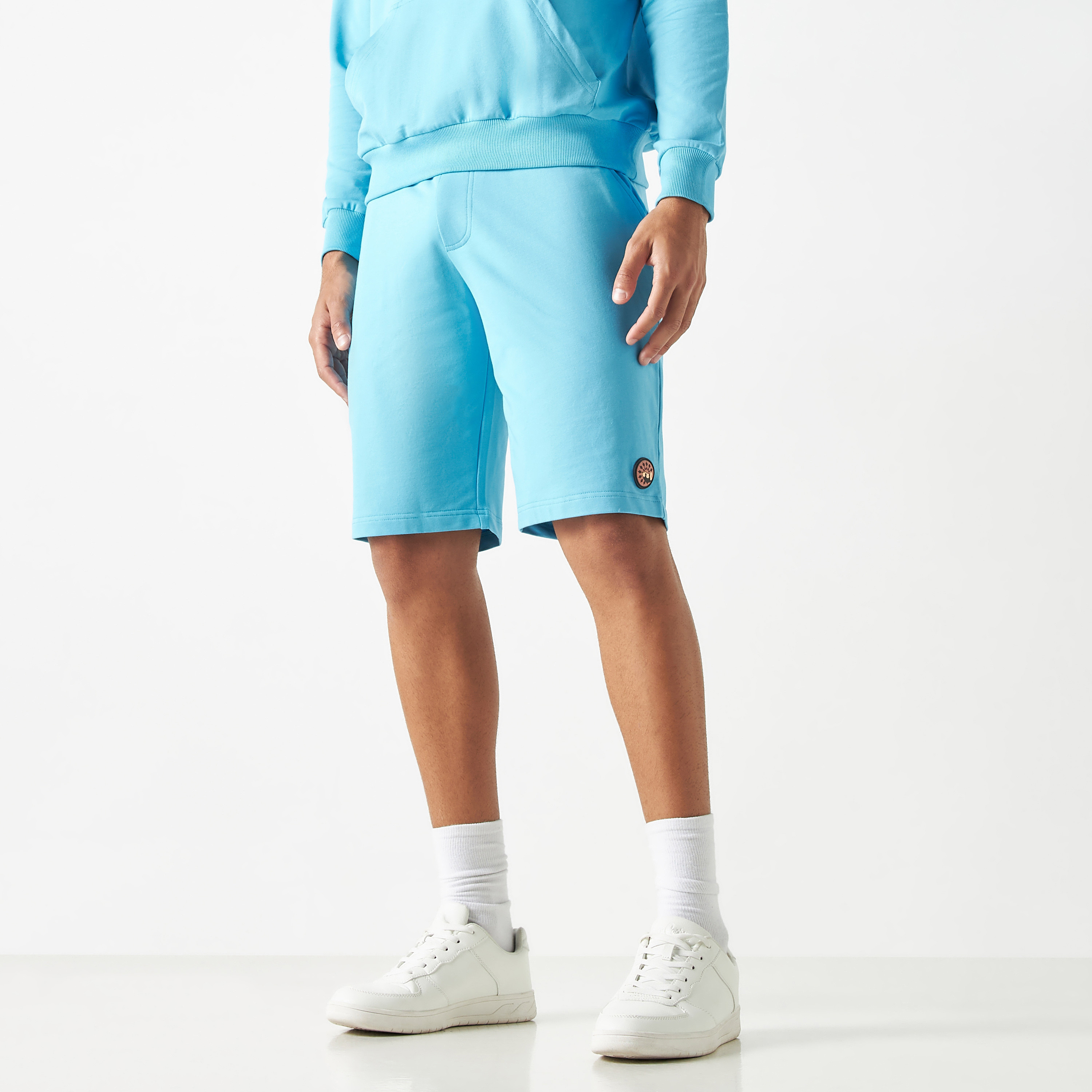 بدلة رياضية من شورتات وهودي كو-اوردز من بنجولين ستراتاتيك بلون وردي-men-clothing-coordsets-image-27