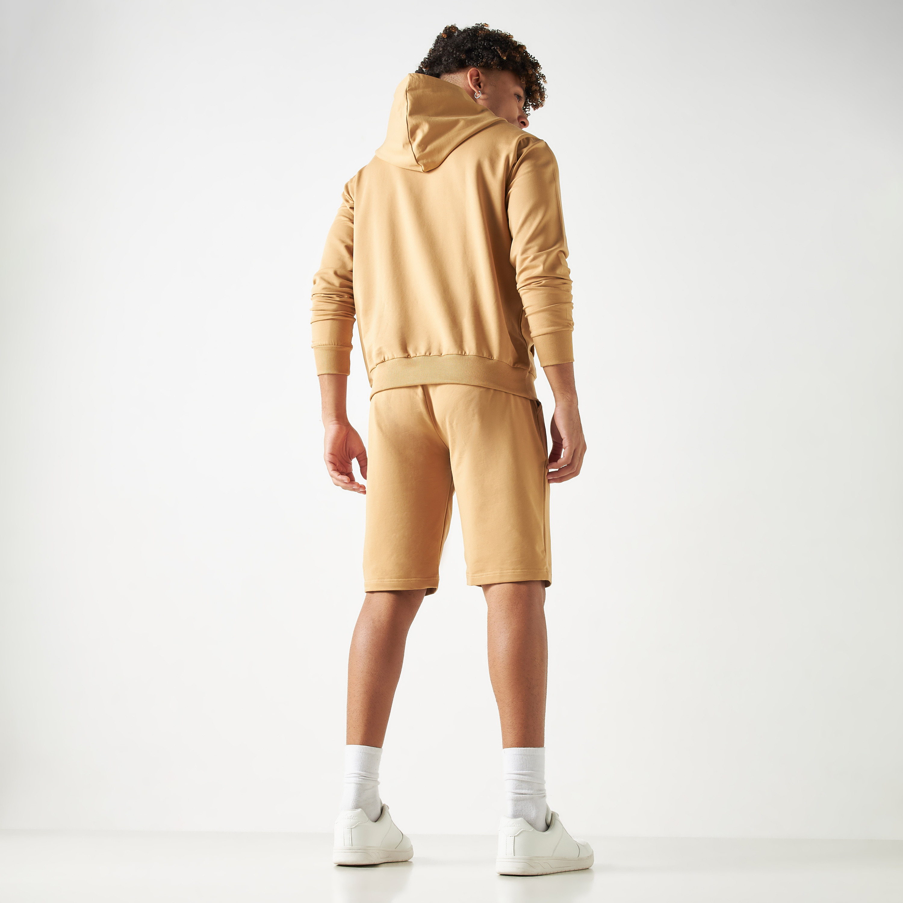 بدلة رياضية من شورتات وهودي كو-اوردز من بنجولين ستراتاتيك بلون وردي-men-clothing-coordsets-image-22