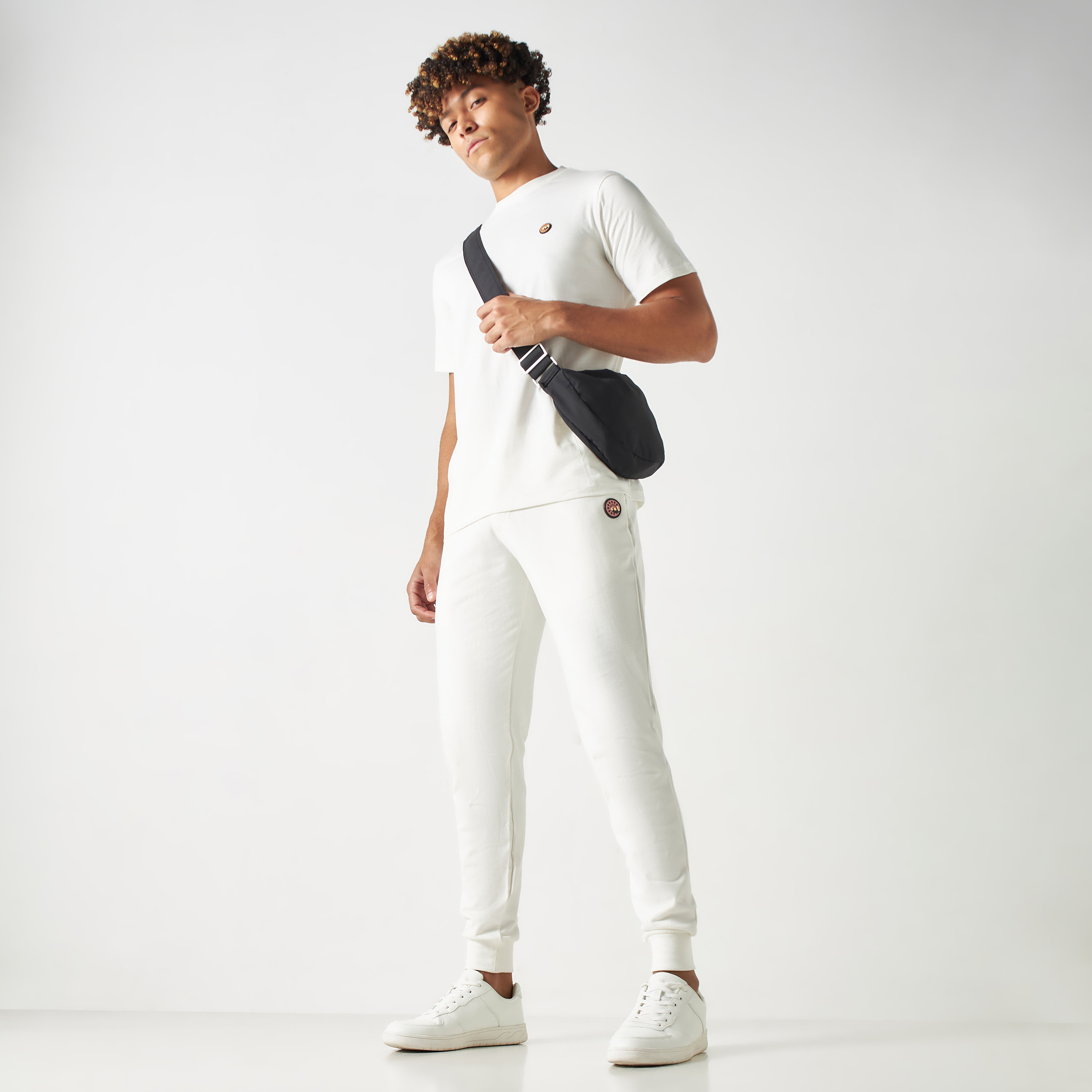 تي شيرت سيينا من البنجولين بلون أصفر-men-clothing-tshirtsandpolos-tshirts-image-8