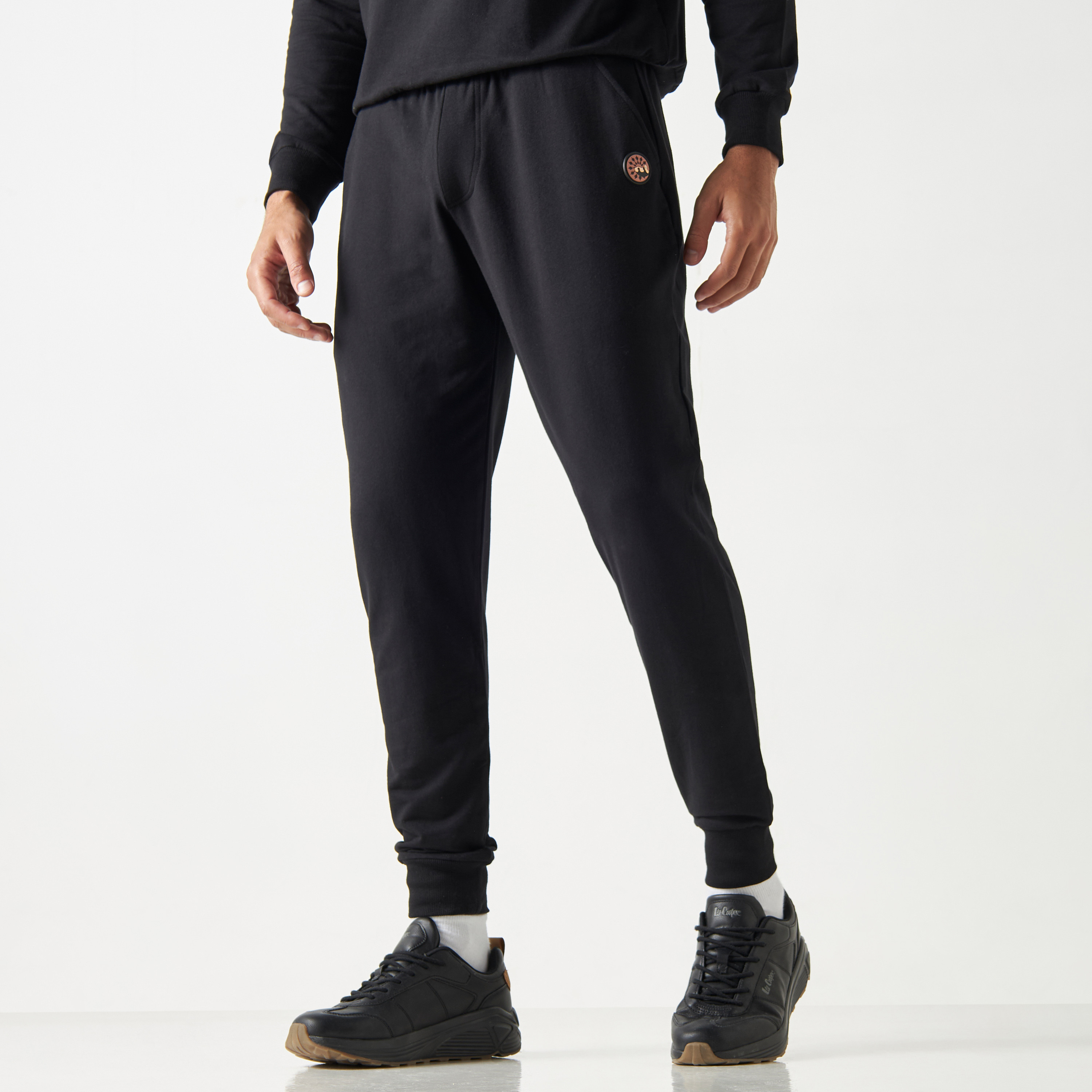 بنطلون رياضي من بنجولين ستراتاتيك باللون الأصفر-men-clothing-bottoms-joggers-image-16
