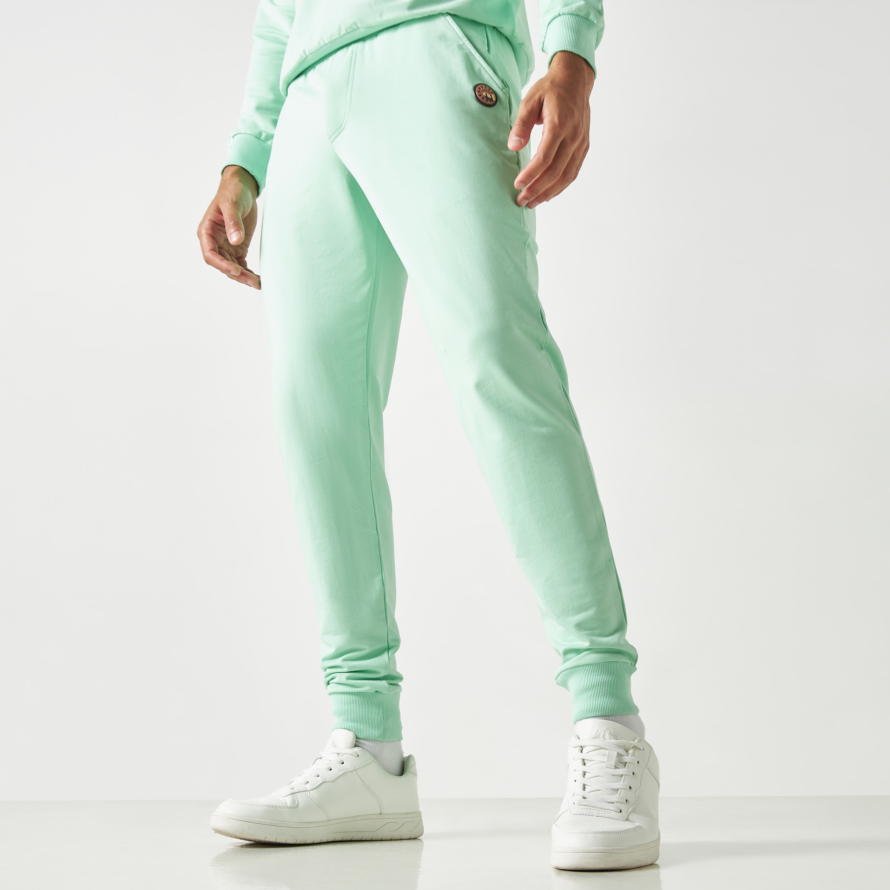 بنطلون رياضي من بنجولين ستراتاتيك باللون الأصفر-men-clothing-bottoms-joggers-image-26