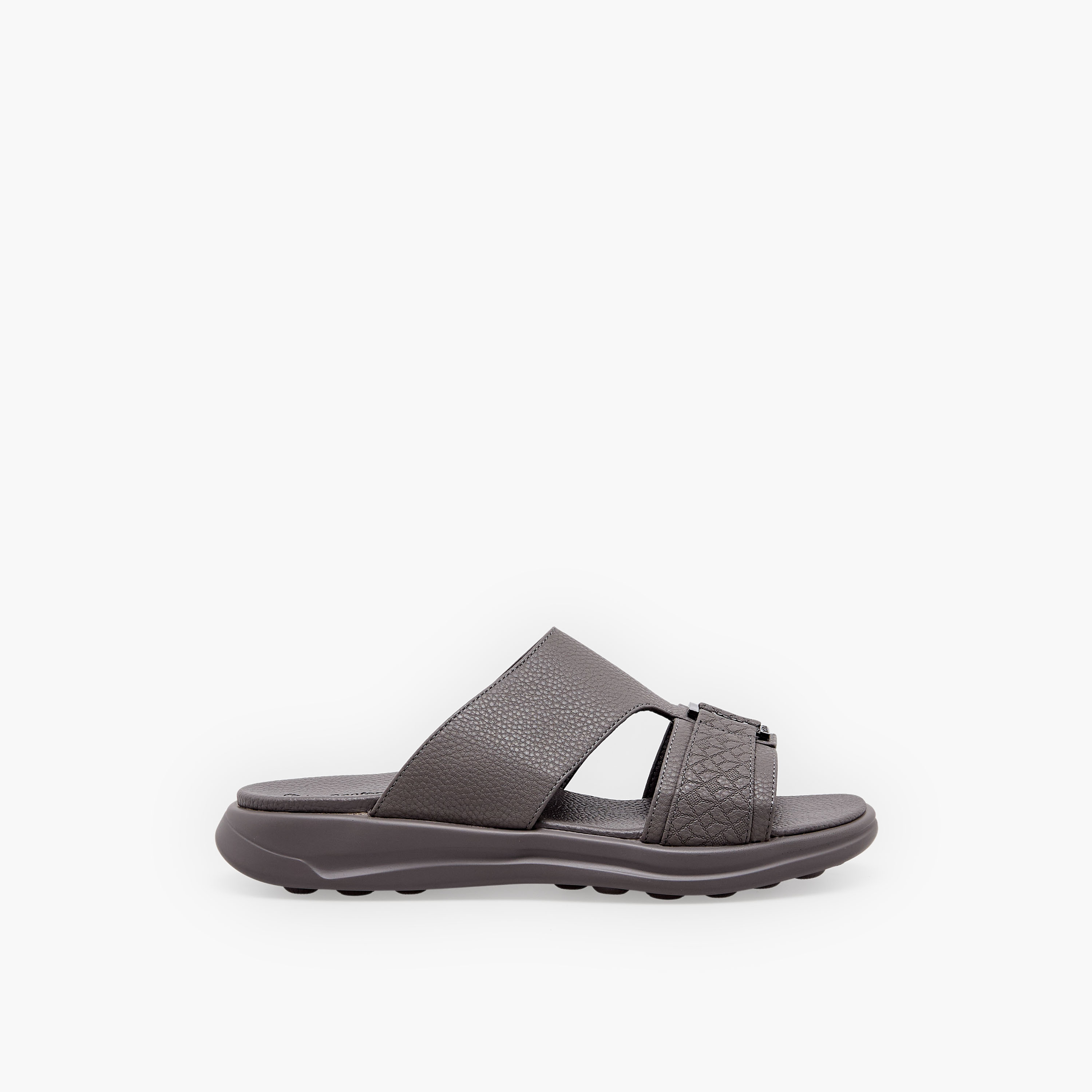 Le Confort Men Slip-On Arabic Sandals-men-shoes-sandals-image-3