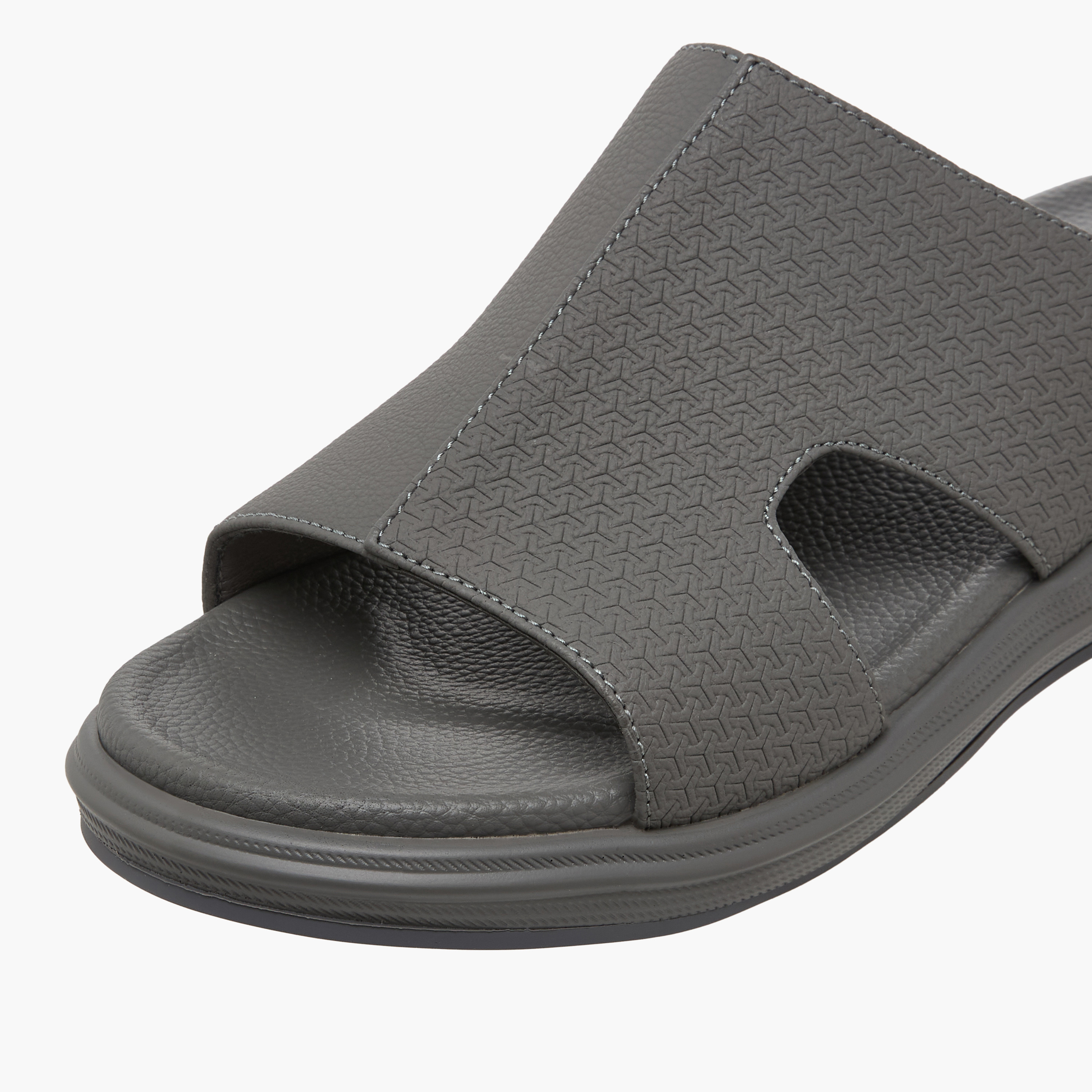 Le Confort Men Textured Slip-On Comfort Sandals-men-shoes-sandals-image-4