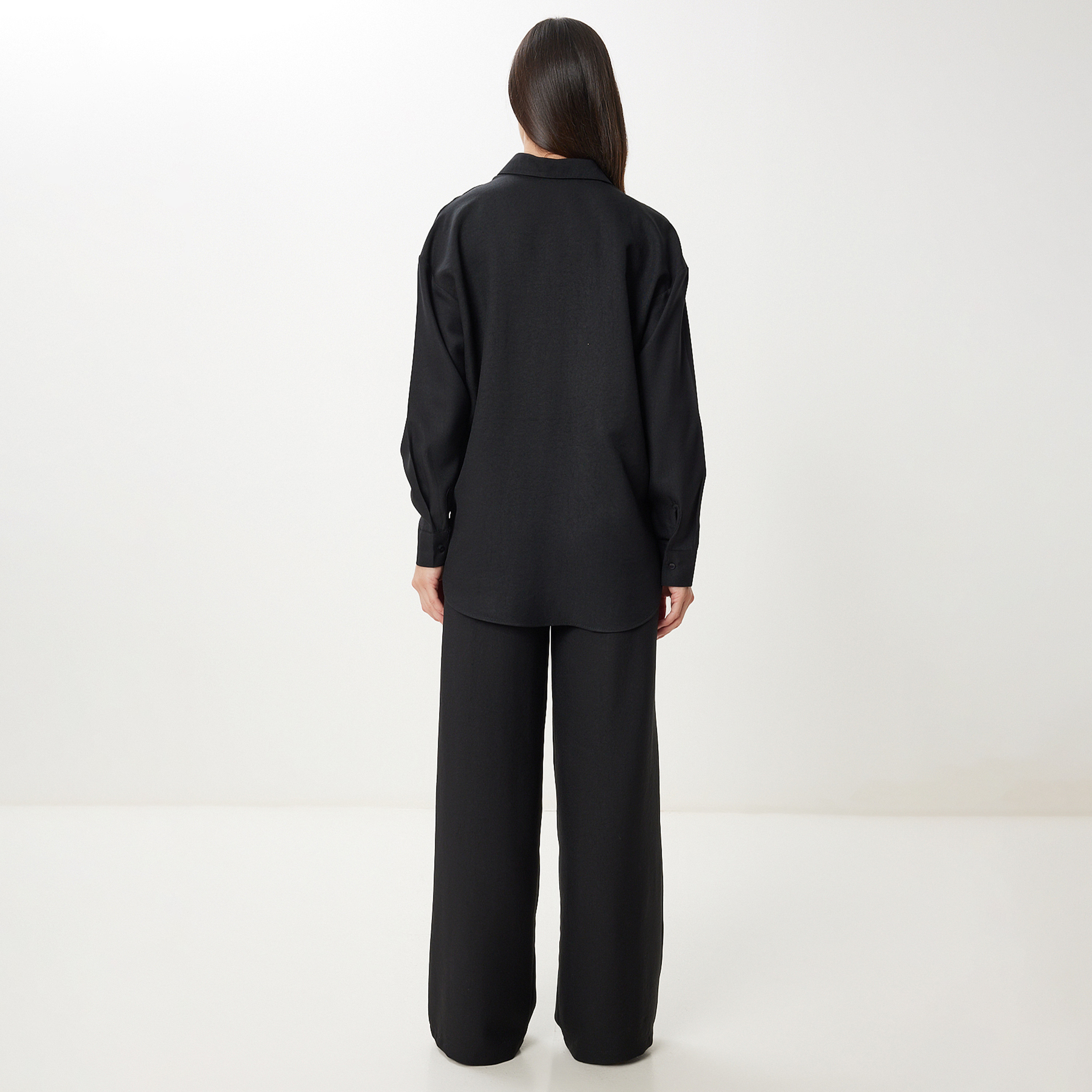 قميص وبناطيل نسائي ياقة سوداء من إسطنبول-women-clothing-coordsets-image-4