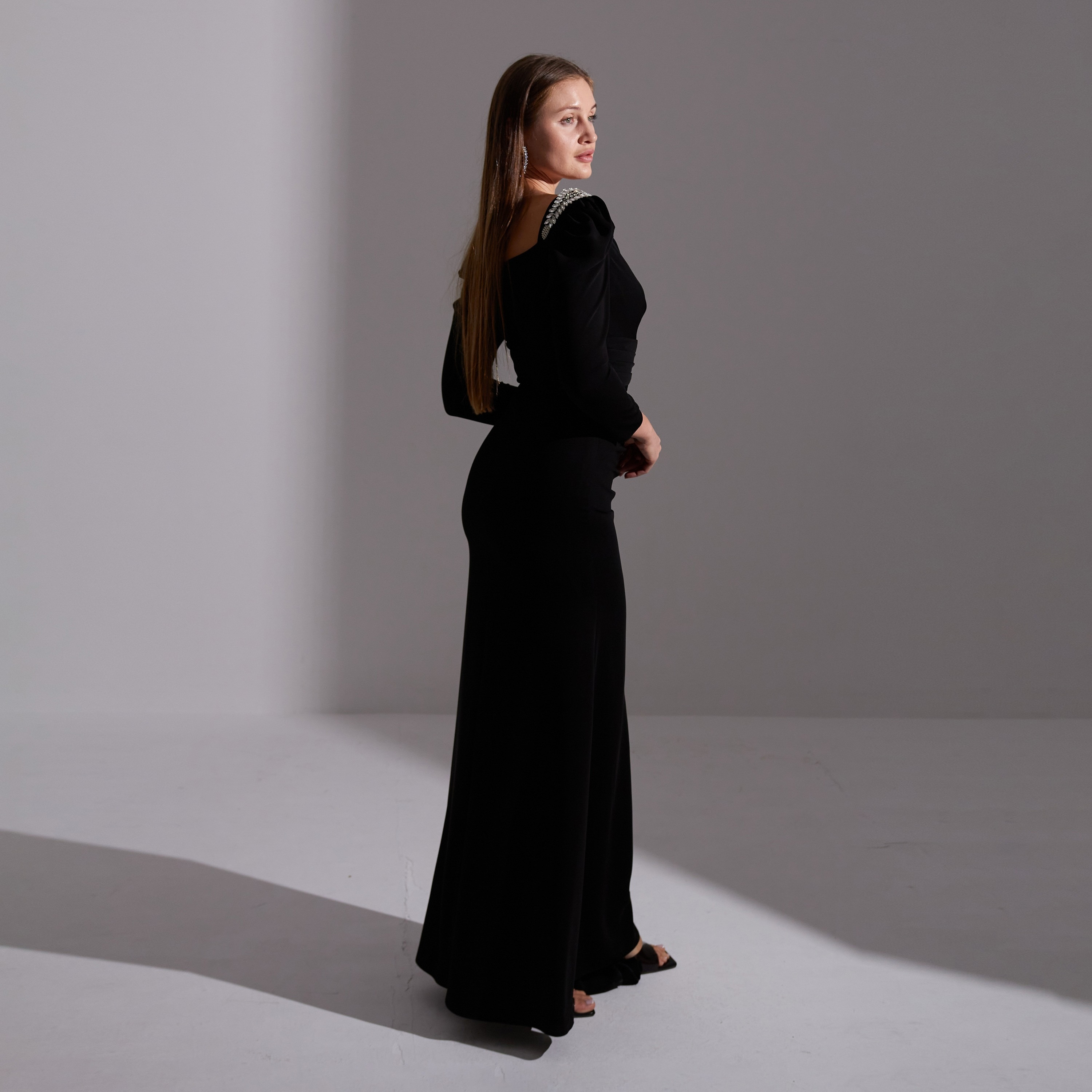 Akadia Pleated Crepe Sweetheart Neck Puff Sleeves Slit Evening Women's Maxi Dress with Side Tail-women-clothing-dresses-image-2