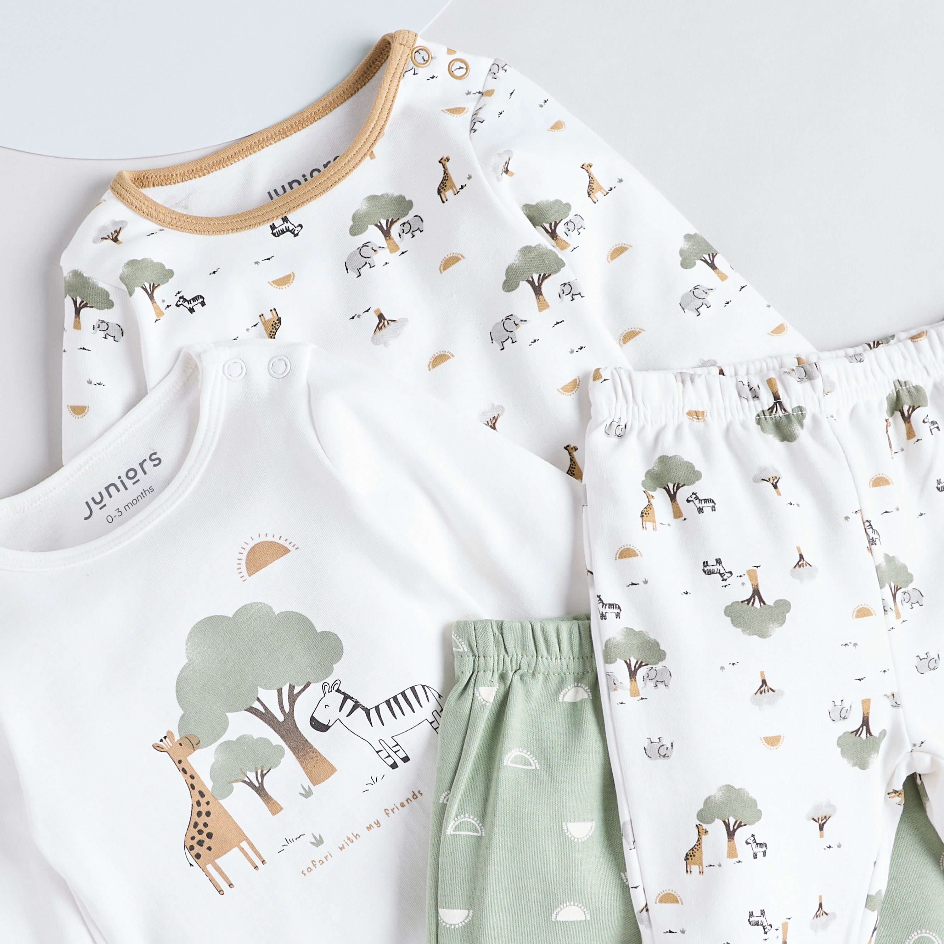 بنطلون بيجاما وتيشيرت بطبعات سفاري من جونيورز - مجموعة من طقمين-baby-boys-clothing-nightwear-pyjamasets-image-4