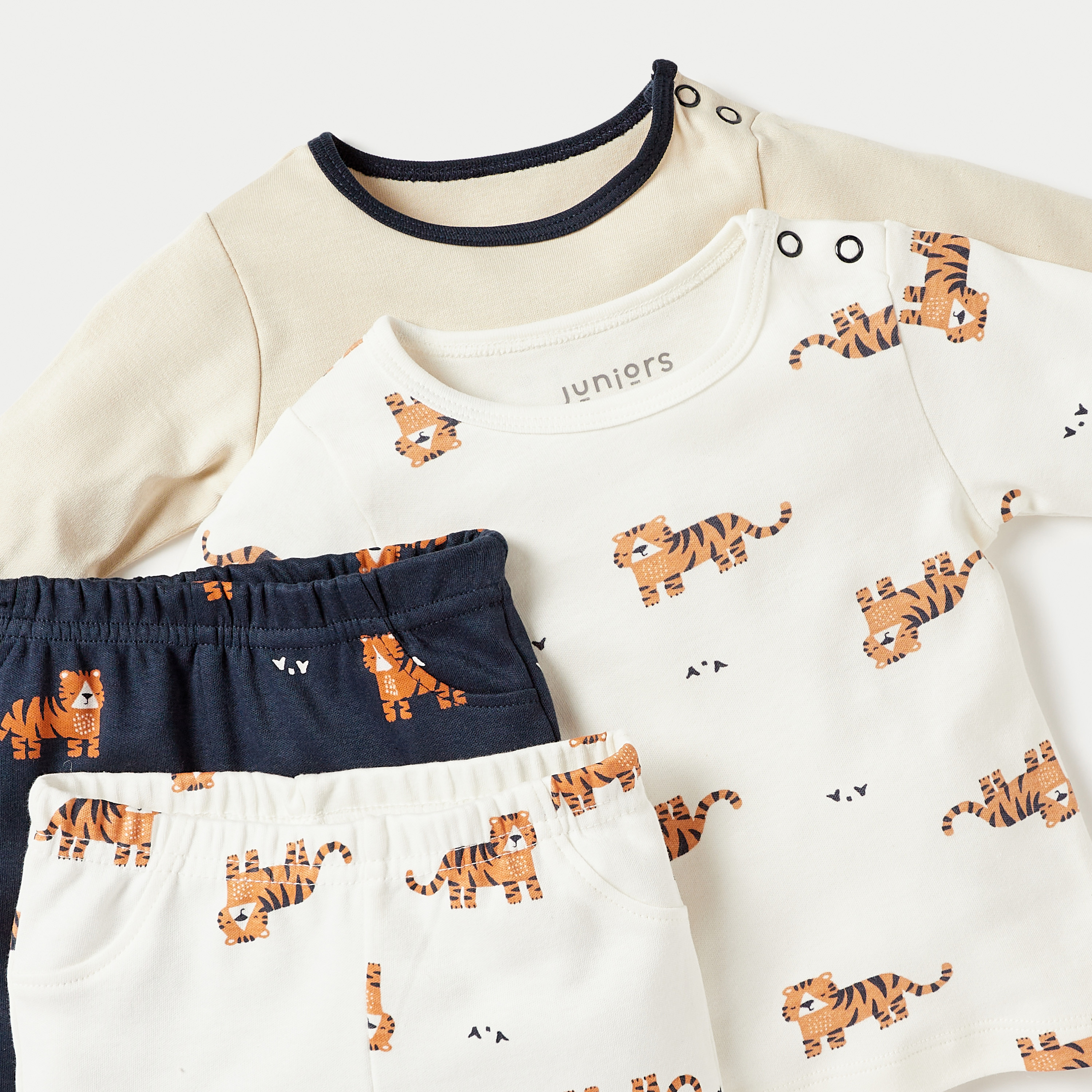 بنطلون بيجاما وتيشيرت بأكمام طويلة وطبعات نمر من جونيورز - مجموعة من طقمين-baby-boys-clothing-nightwear-pyjamasets-image-4