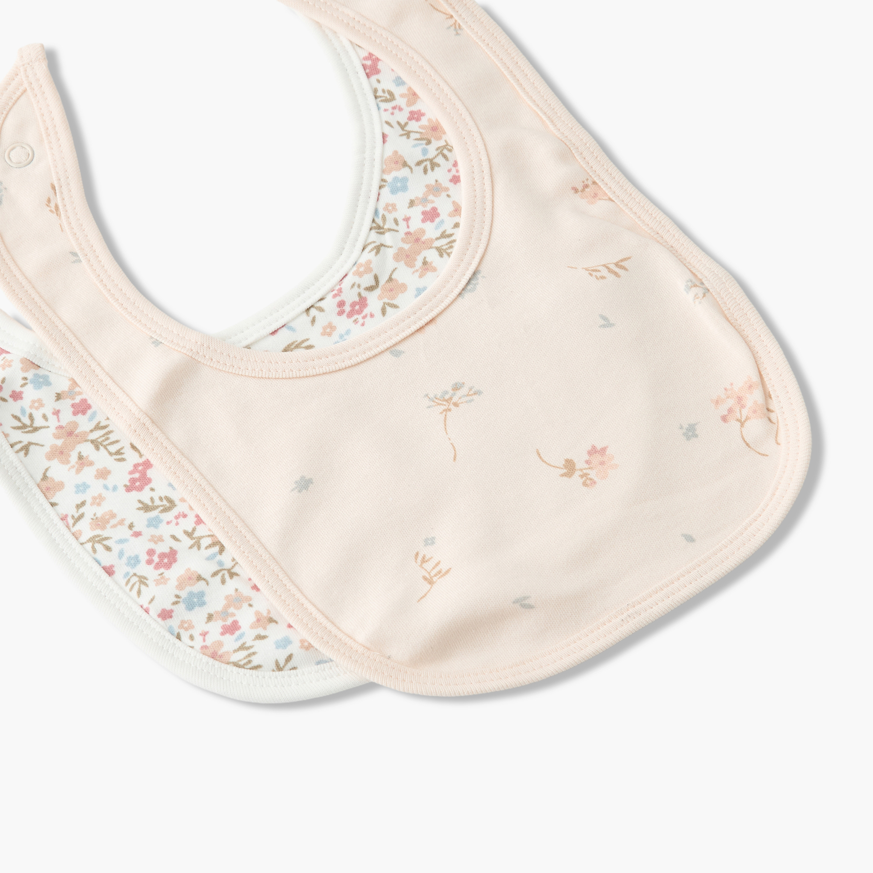 مرايل أطفال بطبعات أزهار من جونيورز - عبوة من قطعتين-baby-feeding-bibs-image-5