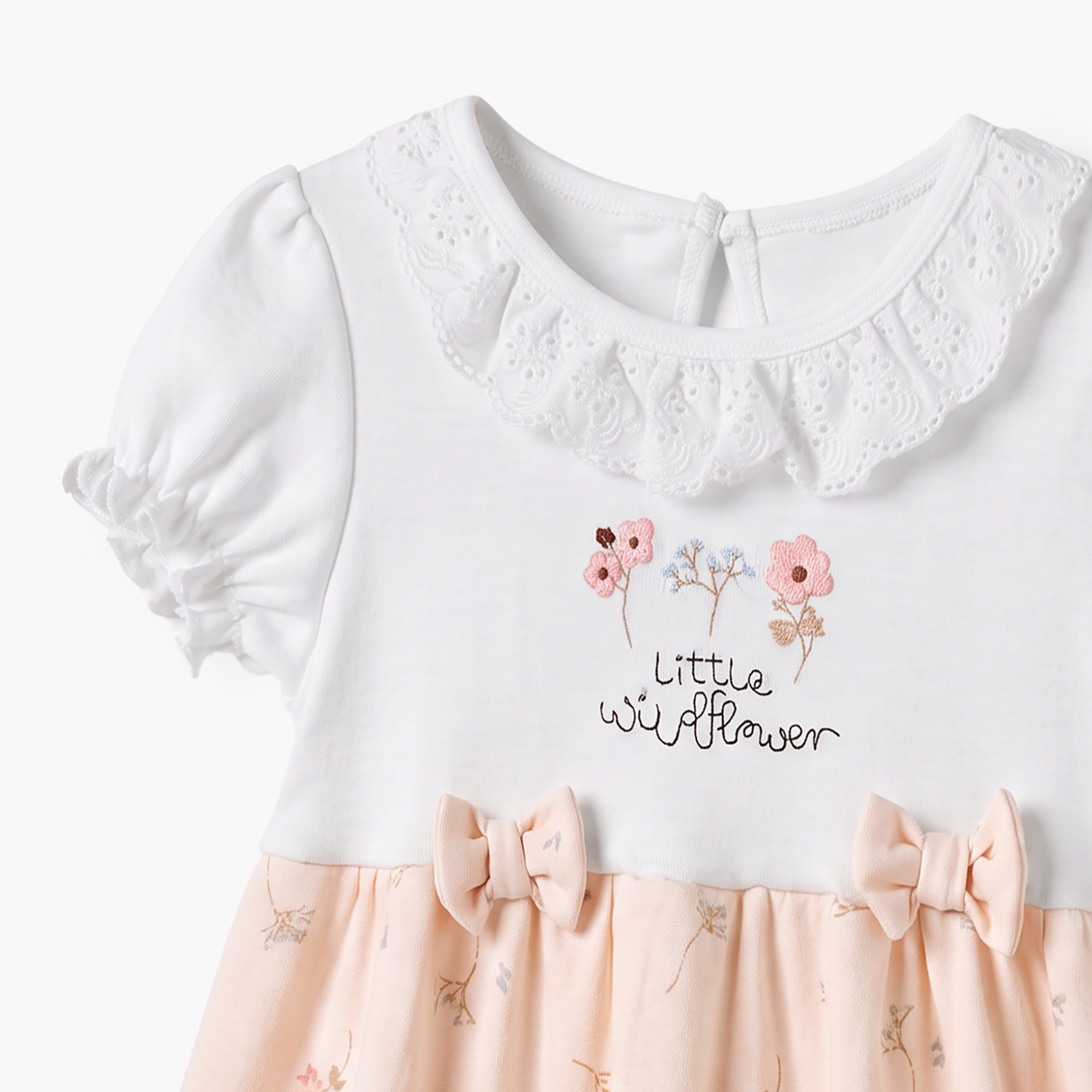 فستان إيه لاين طول الركبة بياقة مستديرة وأكمام قصيرة بطبعات من جونيورز-baby-girls-clothing-dressesandjumpsuits-image-3