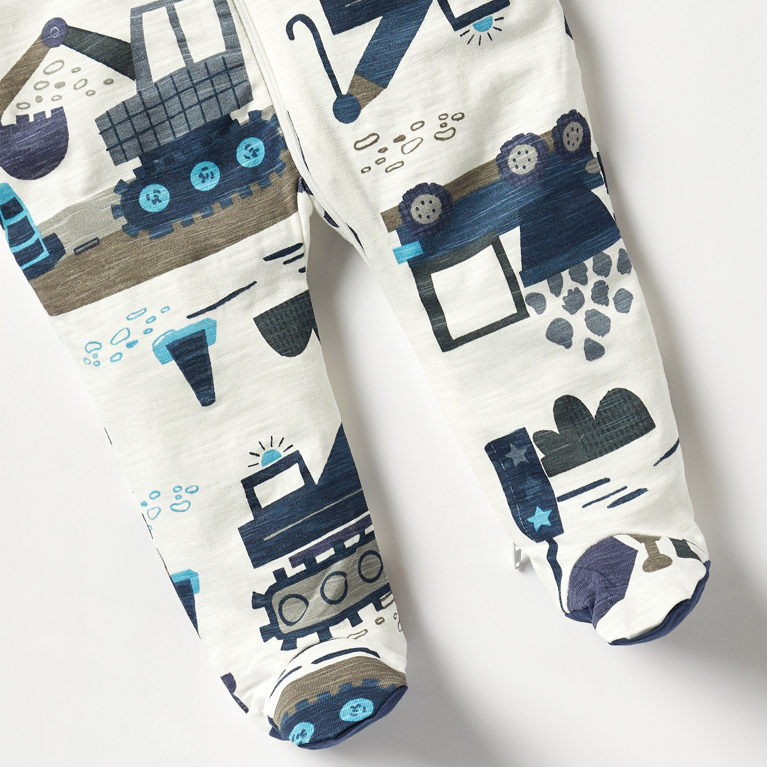 Juniors All-Over Vehicle Print Sleepsuit with Long Sleeves and Zip Closure-baby-boys-clothing-nightwear-sleepsuits-image-4