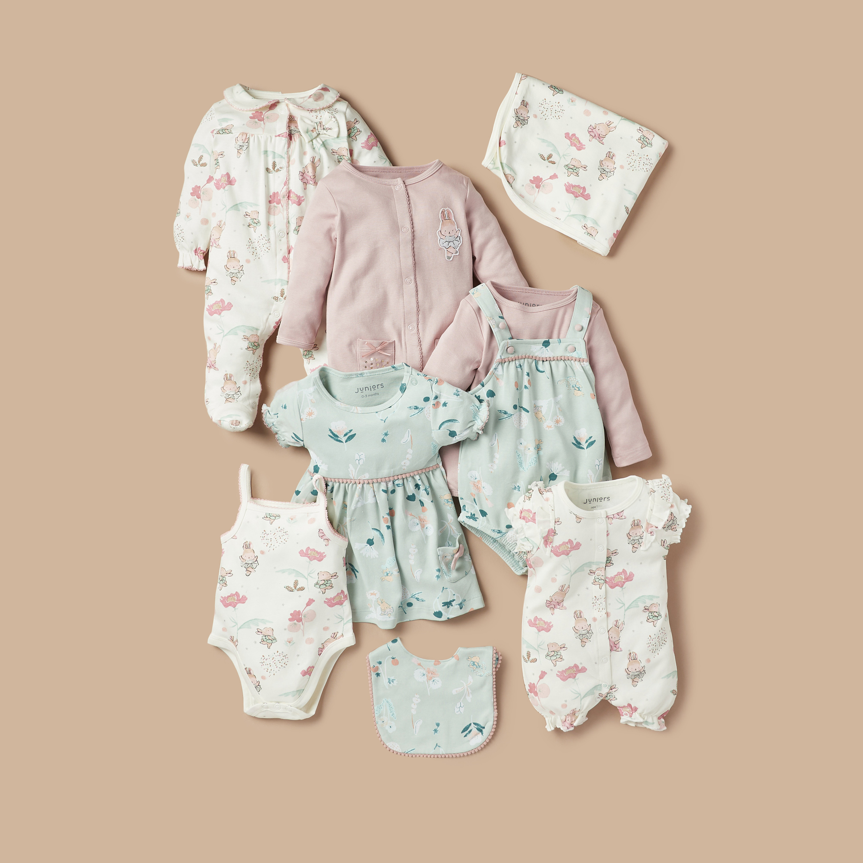 Juniors Printed Bib-baby-feeding-bibs-image-5