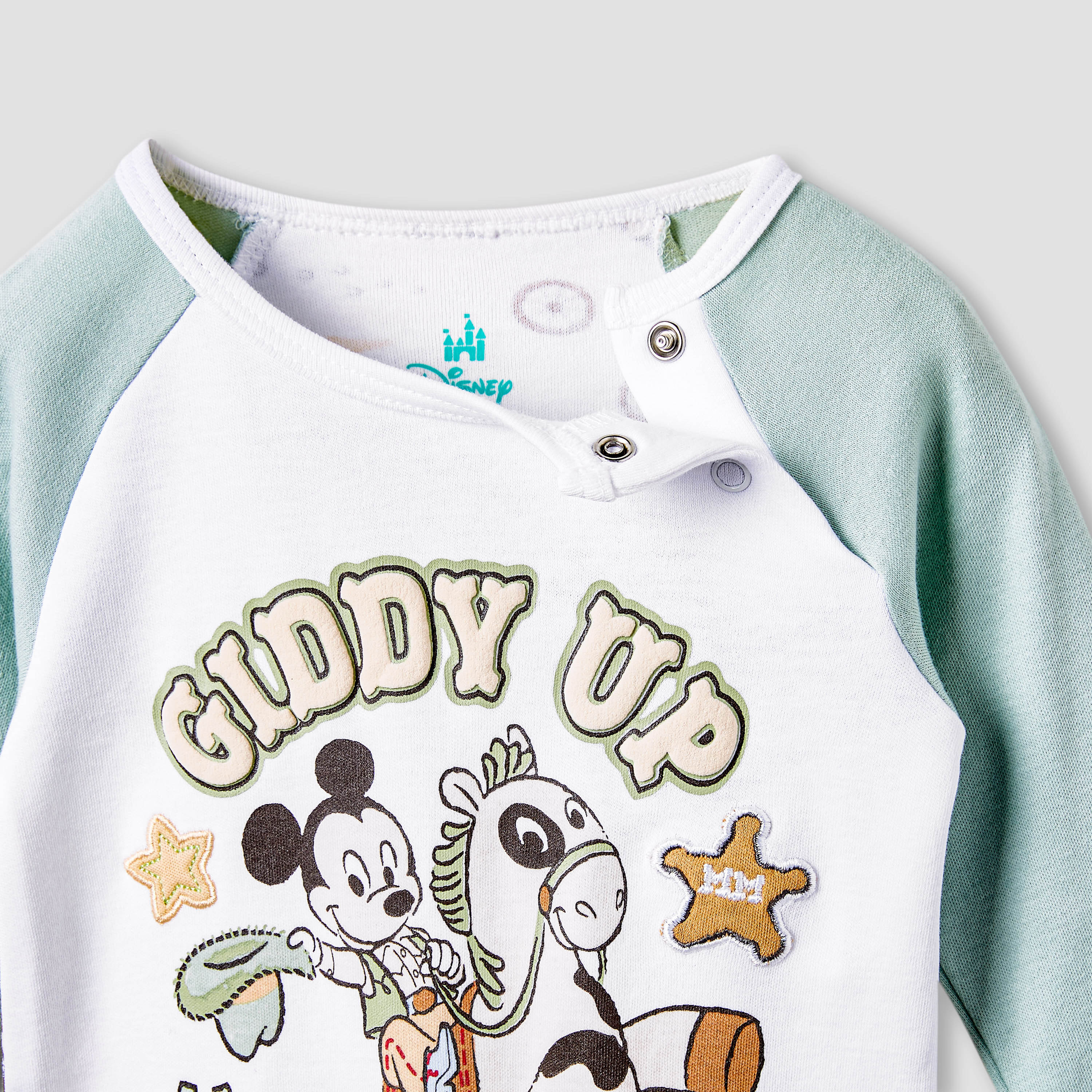 بدلة نوم بأكمام طويلة وأزرار إغلاق وطبعات ميكي ماوس من ديزني-baby-boys-clothing-nightwear-sleepsuits-image-3