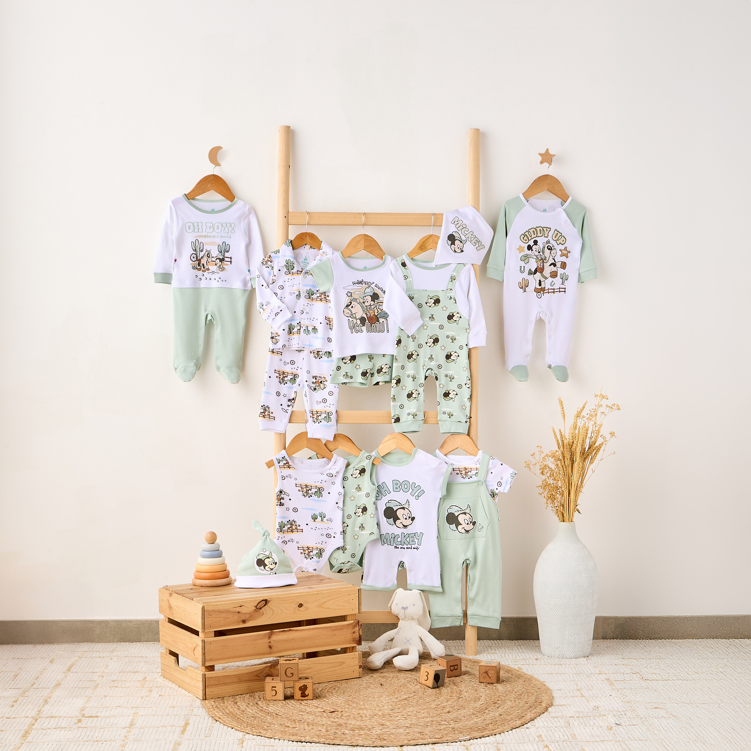 بدلة نوم بأكمام طويلة وأزرار إغلاق وطبعات ميكي ماوس من ديزني-baby-boys-clothing-nightwear-sleepsuits-image-6