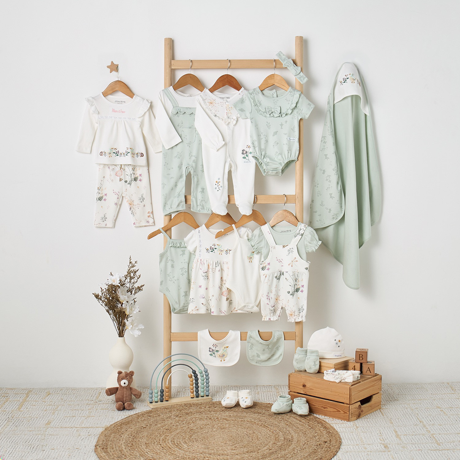 بدلة نوم قطن بأكمام طويلة وياقة ضيقة وطبعات من جونيورز-baby-girls-clothing-nightwear-sleepsuits-image-6