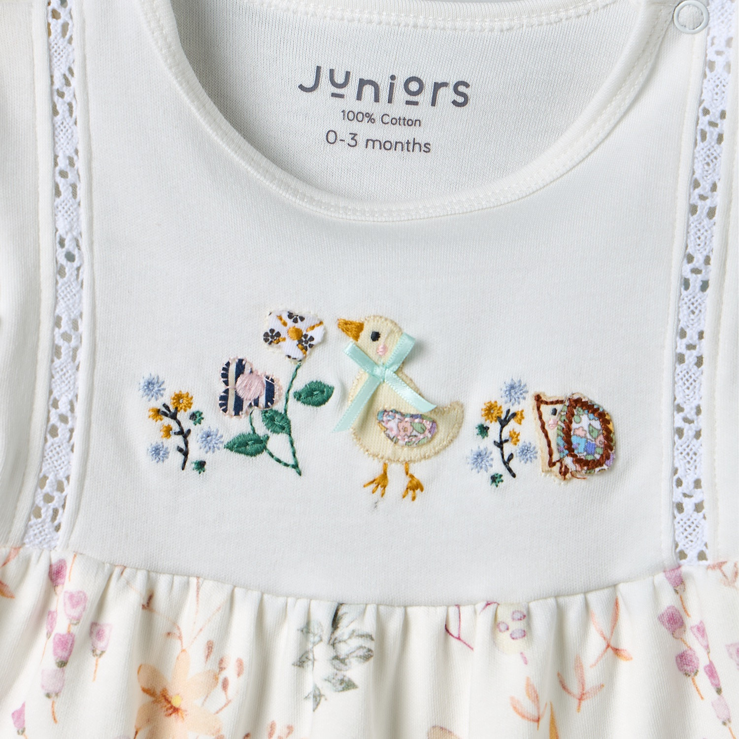 فستان طول الركبة بطبعات أزهار وأكمام قصيرة وياقة مستديرة من جونيورز-baby-girls-clothing-dressesandjumpsuits-image-4