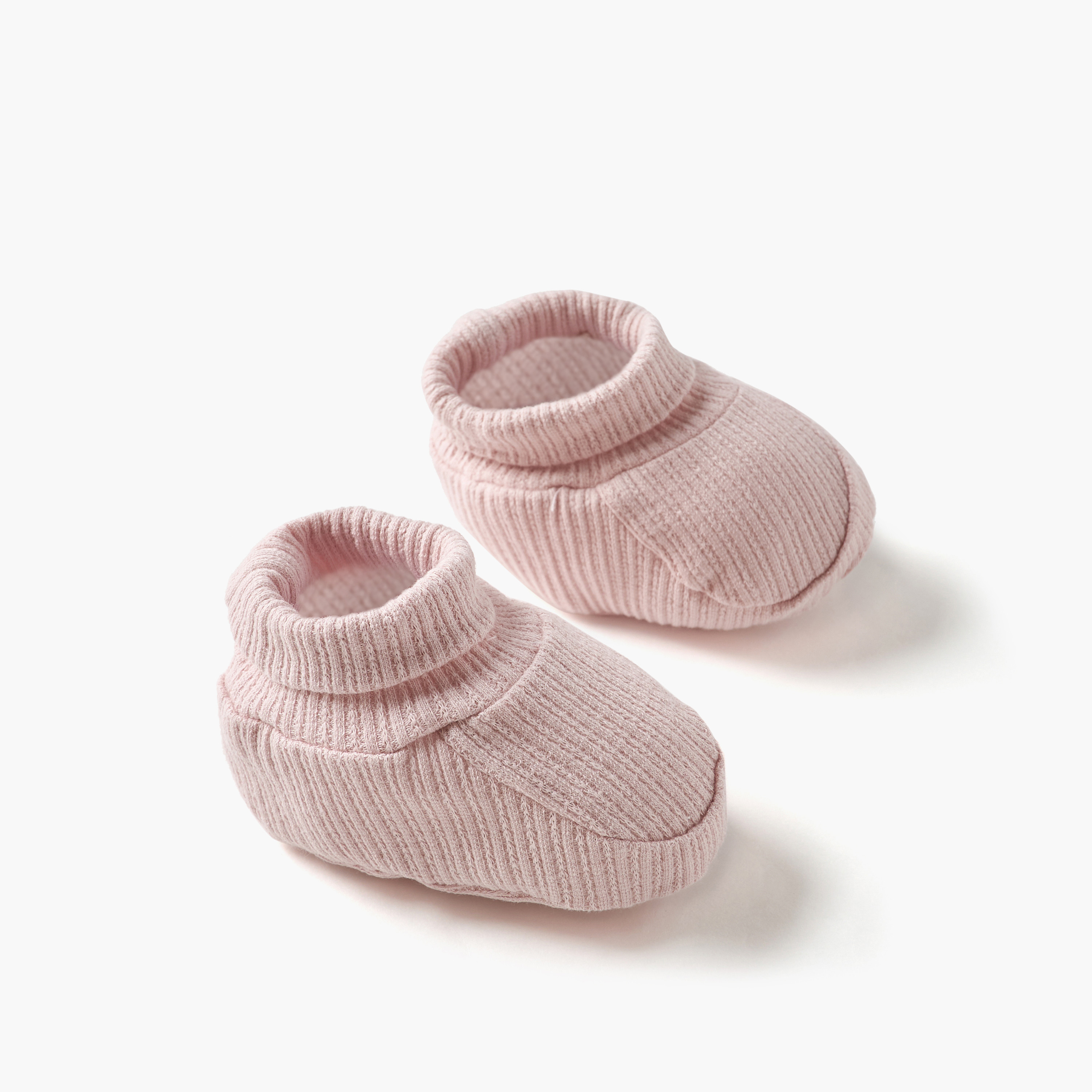 بوت مضّلع من جونيورز-baby-girls-shoes-booties-image-3
