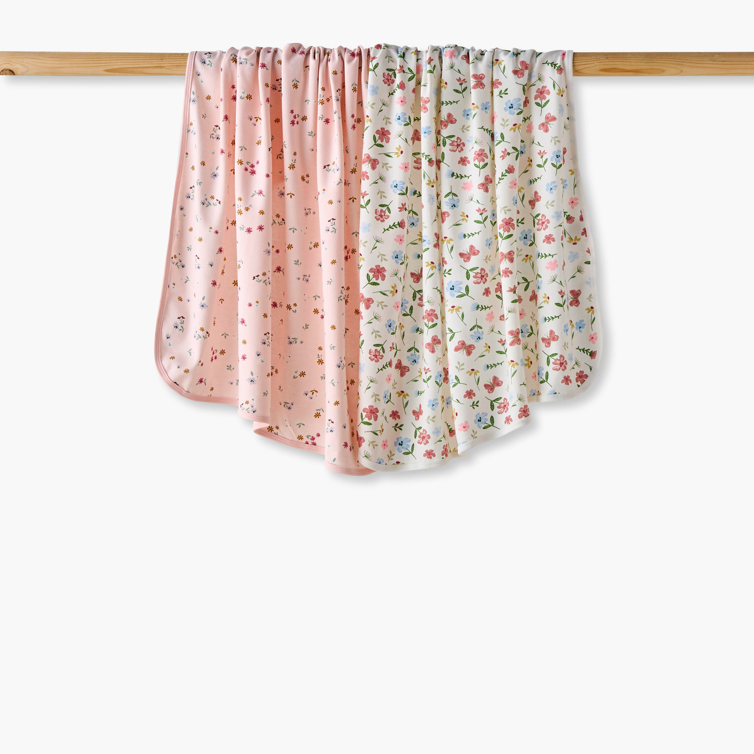 طقم بطانية حديثي ولادة بطبعات قطعتين من جونيورز-baby-nursery-blanketsandswaddles-receivingblankets-image-1