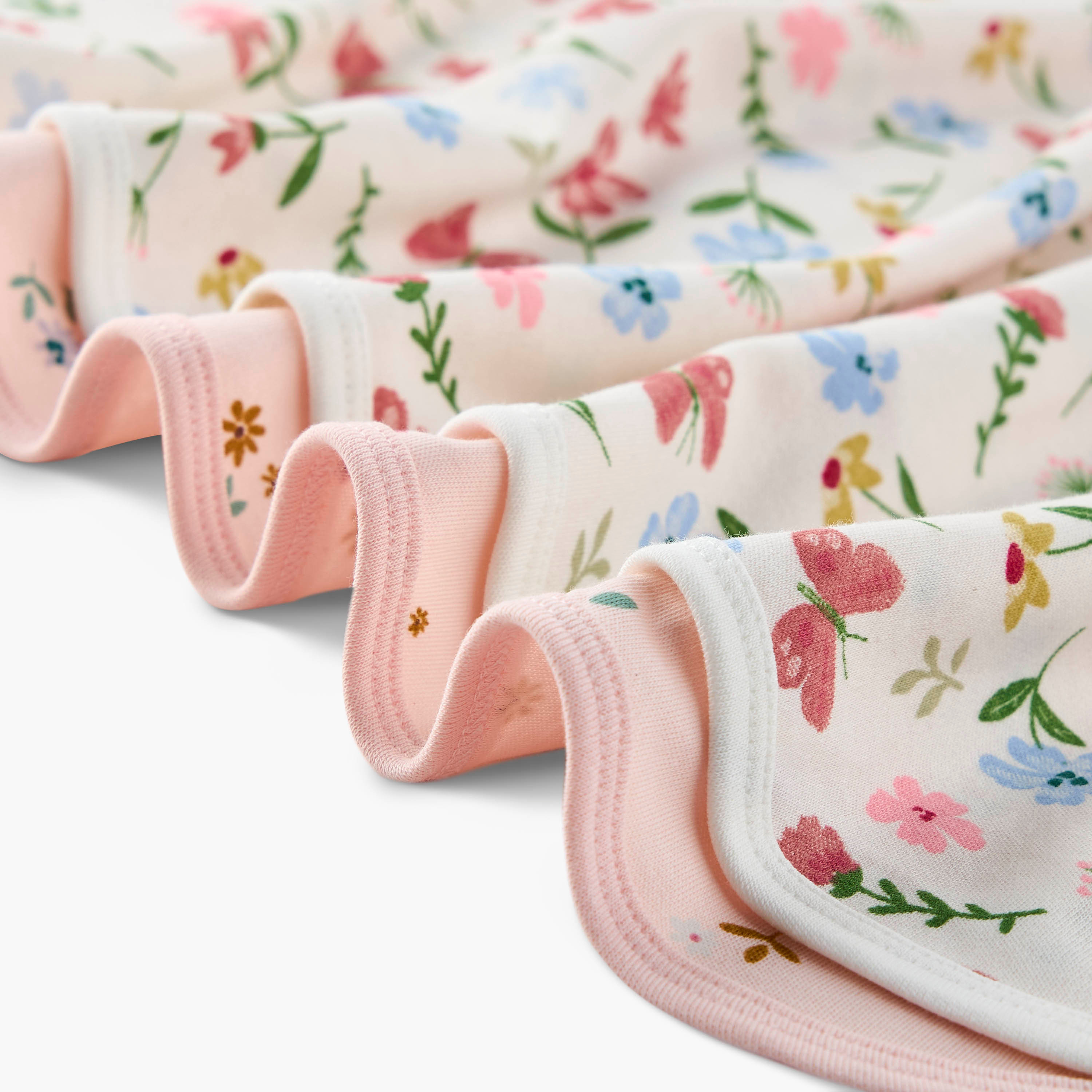 طقم بطانية حديثي ولادة بطبعات قطعتين من جونيورز-baby-nursery-blanketsandswaddles-receivingblankets-image-5