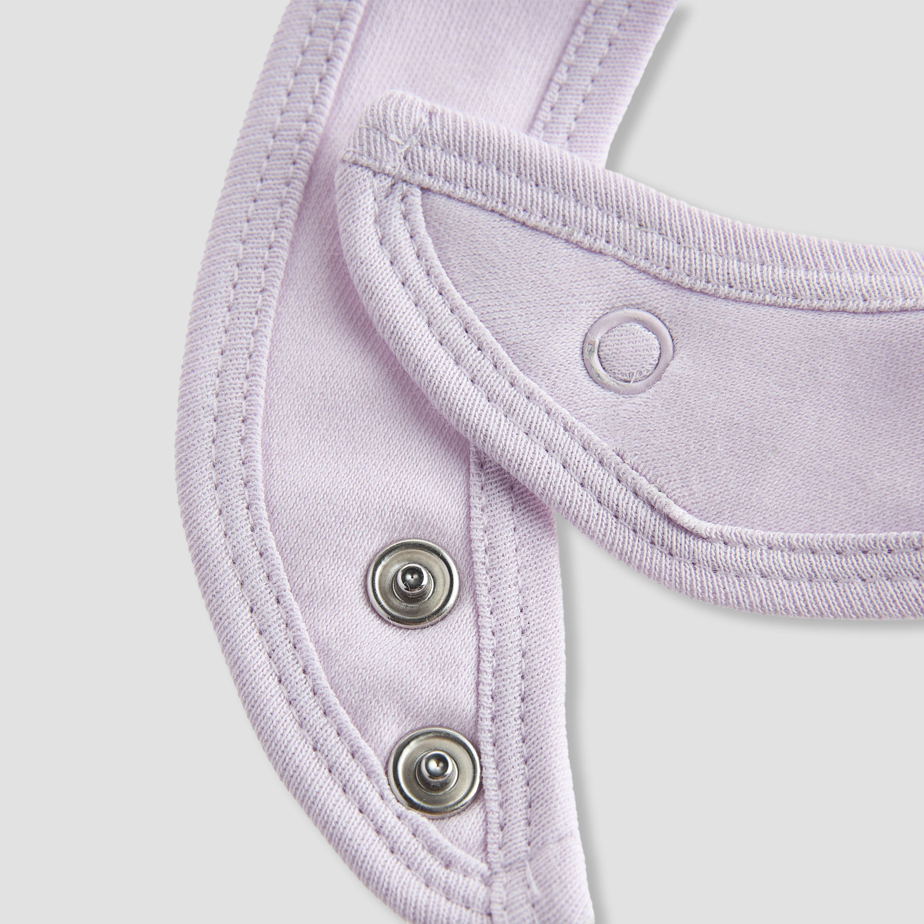 مرايل سادة بأزرار إغلاق من جونيورز - طقم 5 قطع-baby-feeding-bibs-image-2