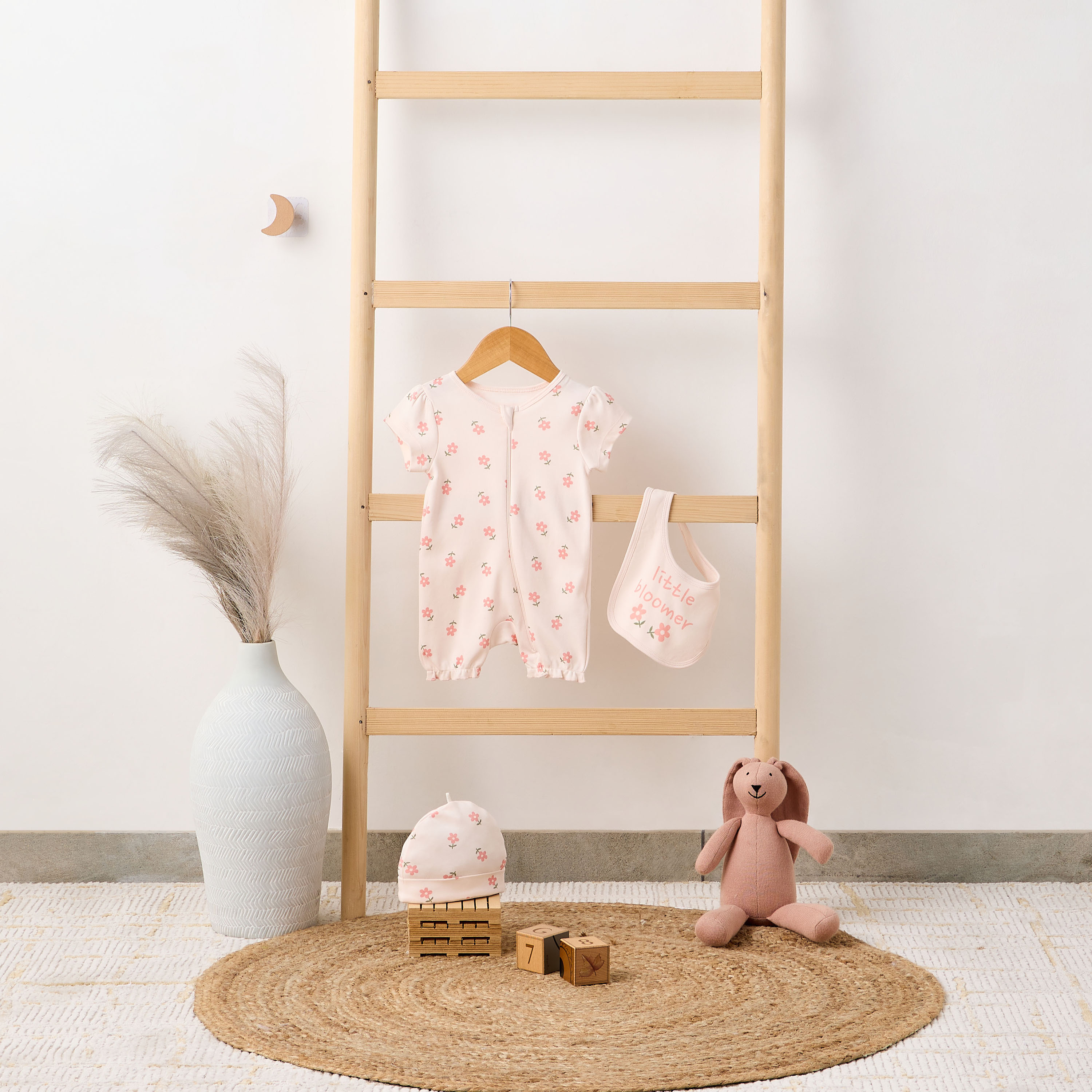 طقم هدايا ملابس 3 قطع بطبعات زهور من جونيورز-baby-girls-clothing-setsandcoords-image-8