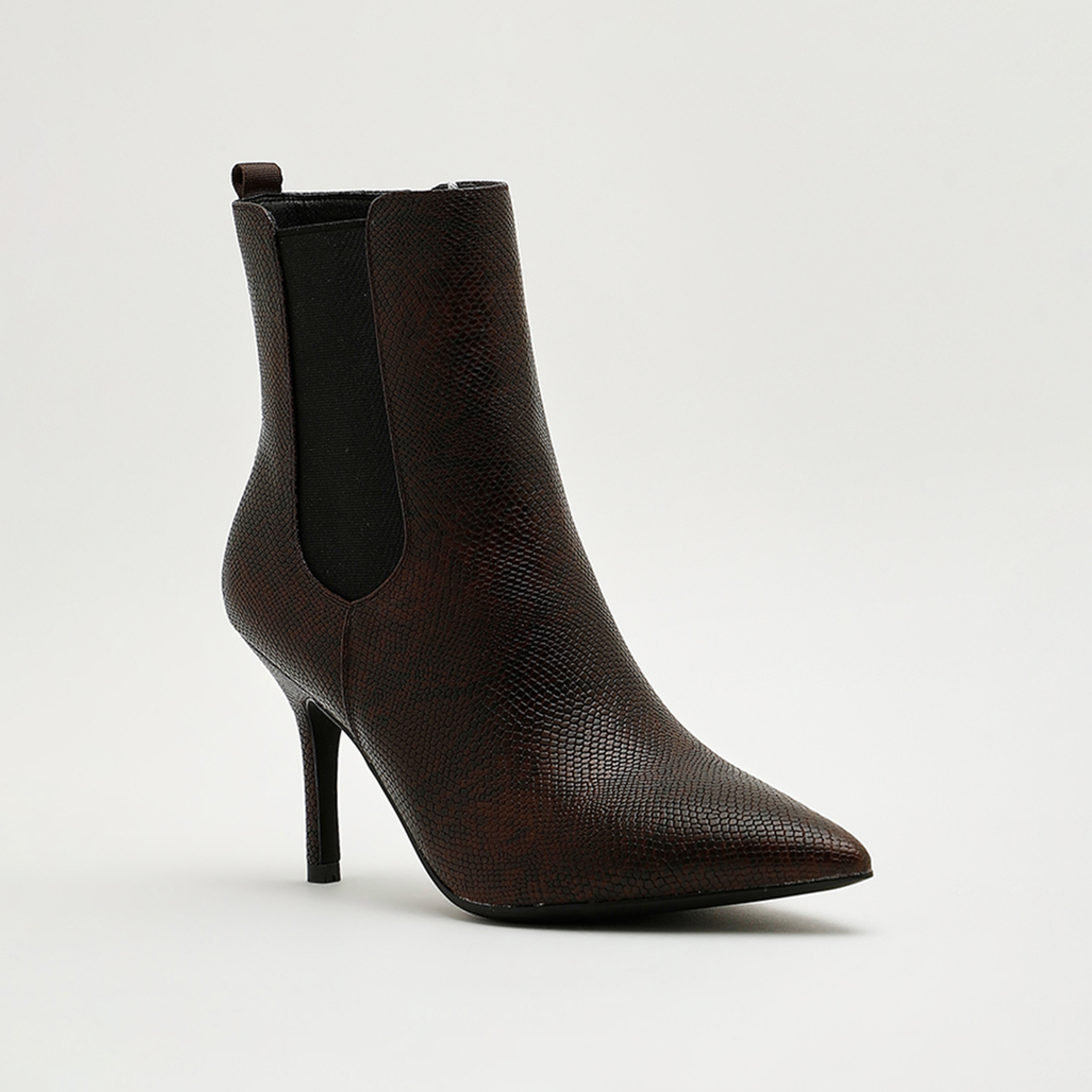 حذاء نسائي من ناين ويست بكعب ستيليتو ومقدمة مدببة مع الرقبة العالية | PENNA2-women-shoes-boots-image-1