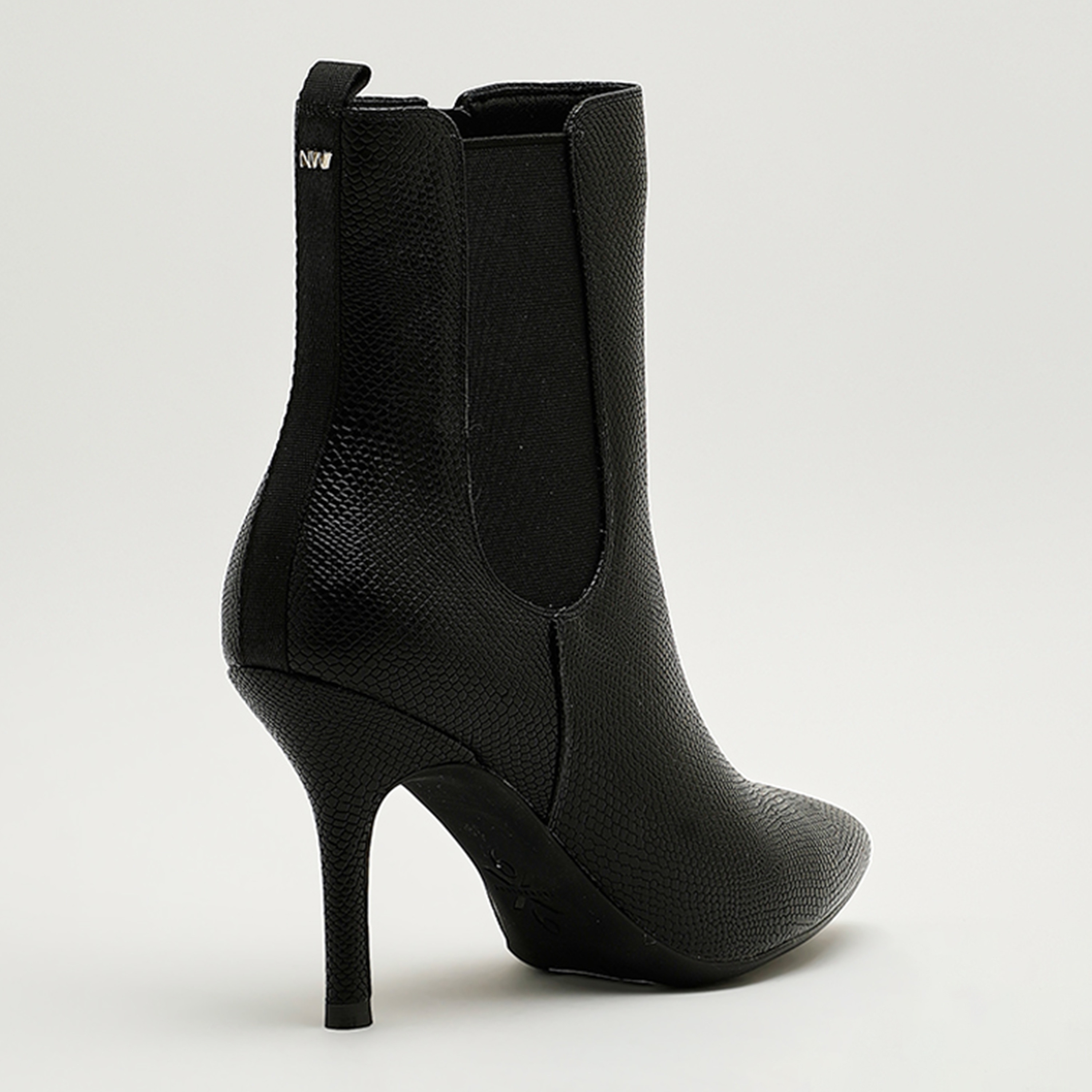 حذاء نسائي من ناين ويست بكعب ستيليتو ومقدمة مدببة مع الرقبة العالية | PENNA3-women-shoes-boots-image-3